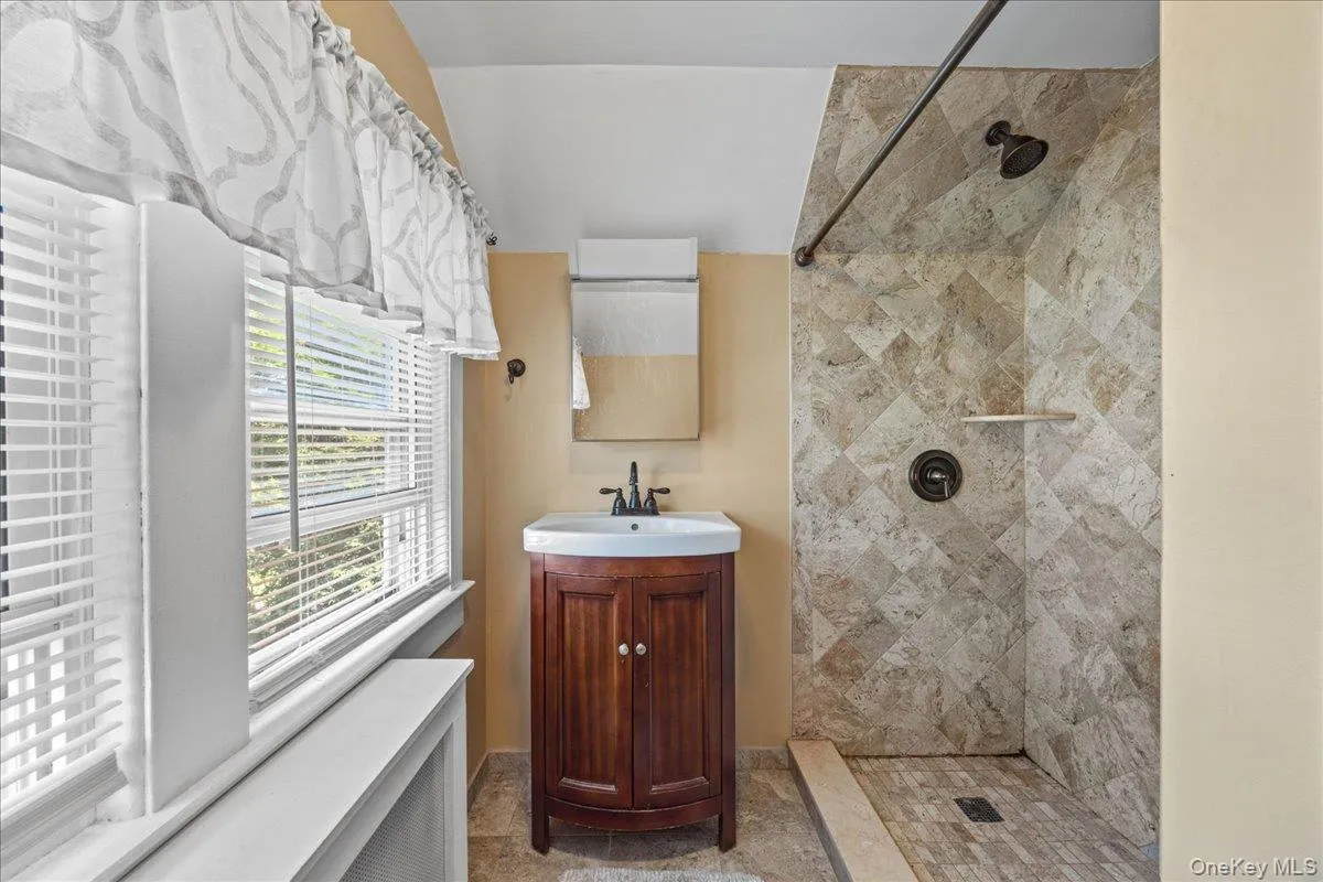 179 Serrano Avenue, Mount Pleasant, NY, 4 Bedrooms Bedrooms, 7 Rooms Rooms,2 BathroomsBathrooms,Residential,For Rent,Serrano,0,1031093 179 Serrano Avenue, Mount Pleasant, NY, 4 Bedrooms Bedrooms, 7 Rooms Rooms,2 BathroomsBathrooms,Residential,For Rent,Serrano,0,1031093