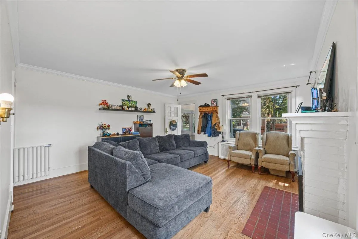 179 Serrano Avenue, Mount Pleasant, NY, 4 Bedrooms Bedrooms, 7 Rooms Rooms,2 BathroomsBathrooms,Residential,For Rent,Serrano,0,1031093 179 Serrano Avenue, Mount Pleasant, NY, 4 Bedrooms Bedrooms, 7 Rooms Rooms,2 BathroomsBathrooms,Residential,For Rent,Serrano,0,1031093