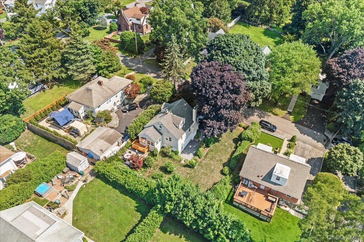 179 Serrano Avenue, Mount Pleasant, NY, 4 Bedrooms Bedrooms, 7 Rooms Rooms,2 BathroomsBathrooms,Residential,For Rent,Serrano,0,1031093 179 Serrano Avenue, Mount Pleasant, NY, 4 Bedrooms Bedrooms, 7 Rooms Rooms,2 BathroomsBathrooms,Residential,For Rent,Serrano,0,1031093