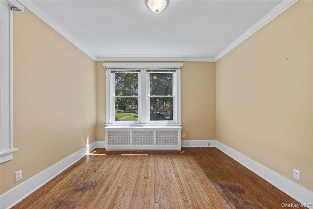 179 Serrano Avenue, Mount Pleasant, NY, 4 Bedrooms Bedrooms, 7 Rooms Rooms,2 BathroomsBathrooms,Residential,For Rent,Serrano,0,1031093 179 Serrano Avenue, Mount Pleasant, NY, 4 Bedrooms Bedrooms, 7 Rooms Rooms,2 BathroomsBathrooms,Residential,For Rent,Serrano,0,1031093