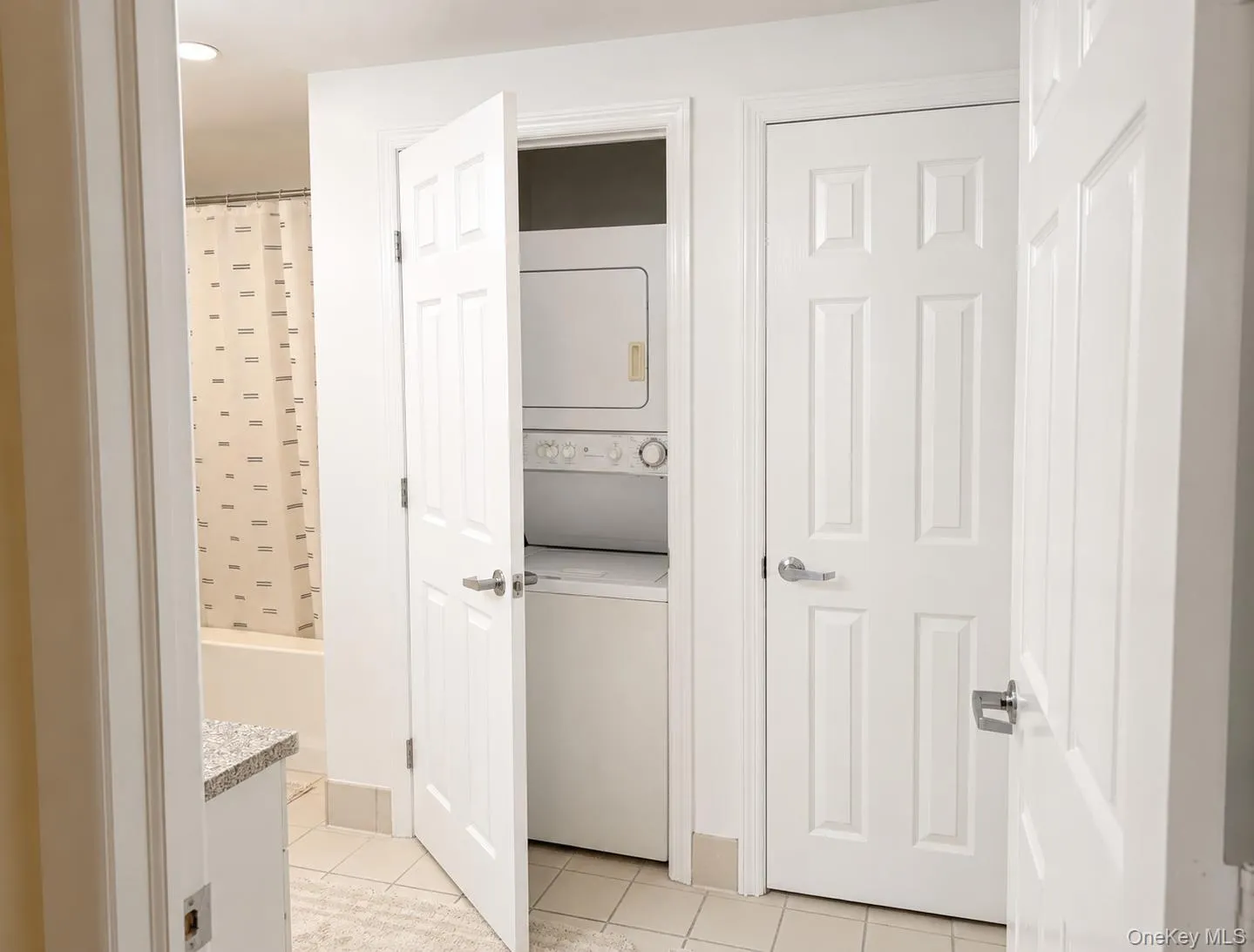 In-unit laundry In-unit laundry