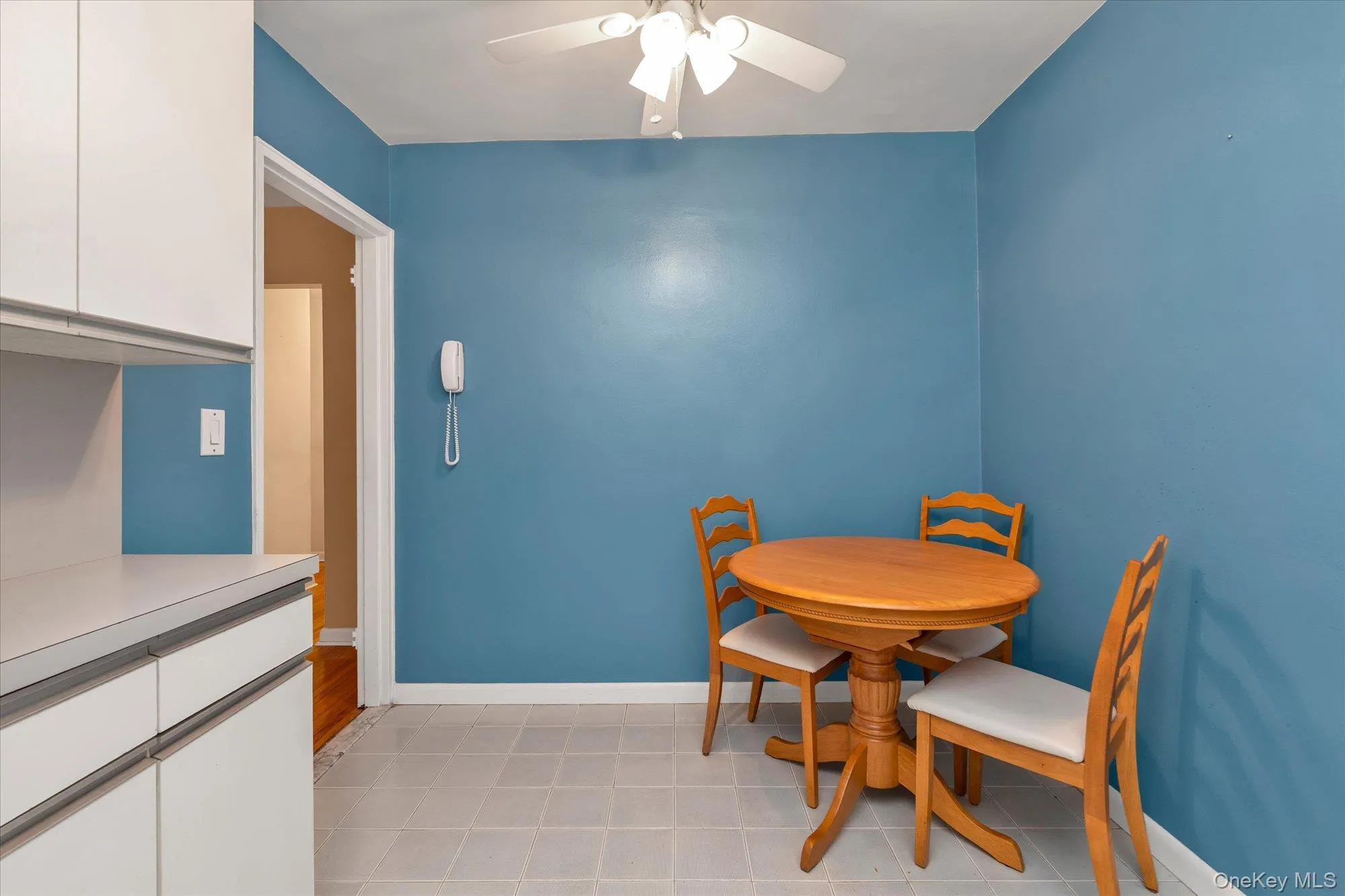 415 Merrick Road, Hempstead, NY, 2 Bedrooms Bedrooms, 4 Rooms Rooms,1 BathroomBathrooms,Residential,For Rent,Merrick Road,0,1031097 415 Merrick Road, Hempstead, NY, 2 Bedrooms Bedrooms, 4 Rooms Rooms,1 BathroomBathrooms,Residential,For Rent,Merrick Road,0,1031097