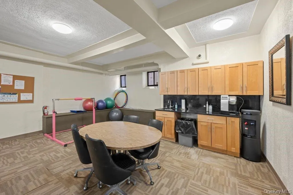 7119 Shore Road, New York, NY, 1 Bedroom Bedrooms, 3 Rooms Rooms,1 BathroomBathrooms,Residential,For Rent,Shore,0,1031104 7119 Shore Road, New York, NY, 1 Bedroom Bedrooms, 3 Rooms Rooms,1 BathroomBathrooms,Residential,For Rent,Shore,0,1031104