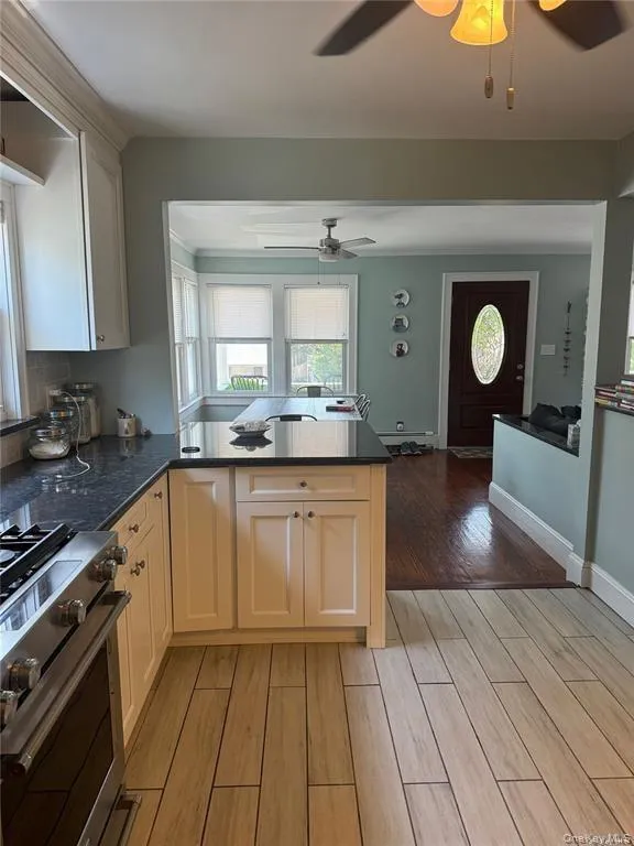 38 Clayton Avenue, Hempstead, NY, 2 Bedrooms Bedrooms, 5 Rooms Rooms,1 BathroomBathrooms,Residential Lease,For Rent,Clayton,0,1031108 38 Clayton Avenue, Hempstead, NY, 2 Bedrooms Bedrooms, 5 Rooms Rooms,1 BathroomBathrooms,Residential Lease,For Rent,Clayton,0,1031108