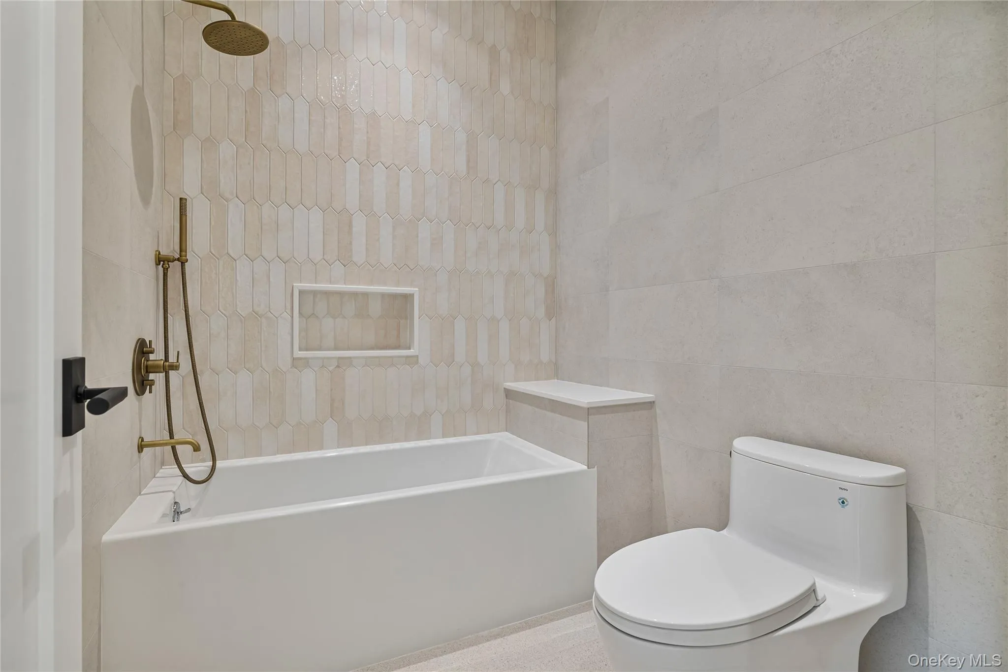 38 Fern Drive, Ramapo, NY, 10 Bedrooms Bedrooms, 22 Rooms Rooms,5 BathroomsBathrooms,Residential,For Rent,Fern,0,1031109 38 Fern Drive, Ramapo, NY, 10 Bedrooms Bedrooms, 22 Rooms Rooms,5 BathroomsBathrooms,Residential,For Rent,Fern,0,1031109