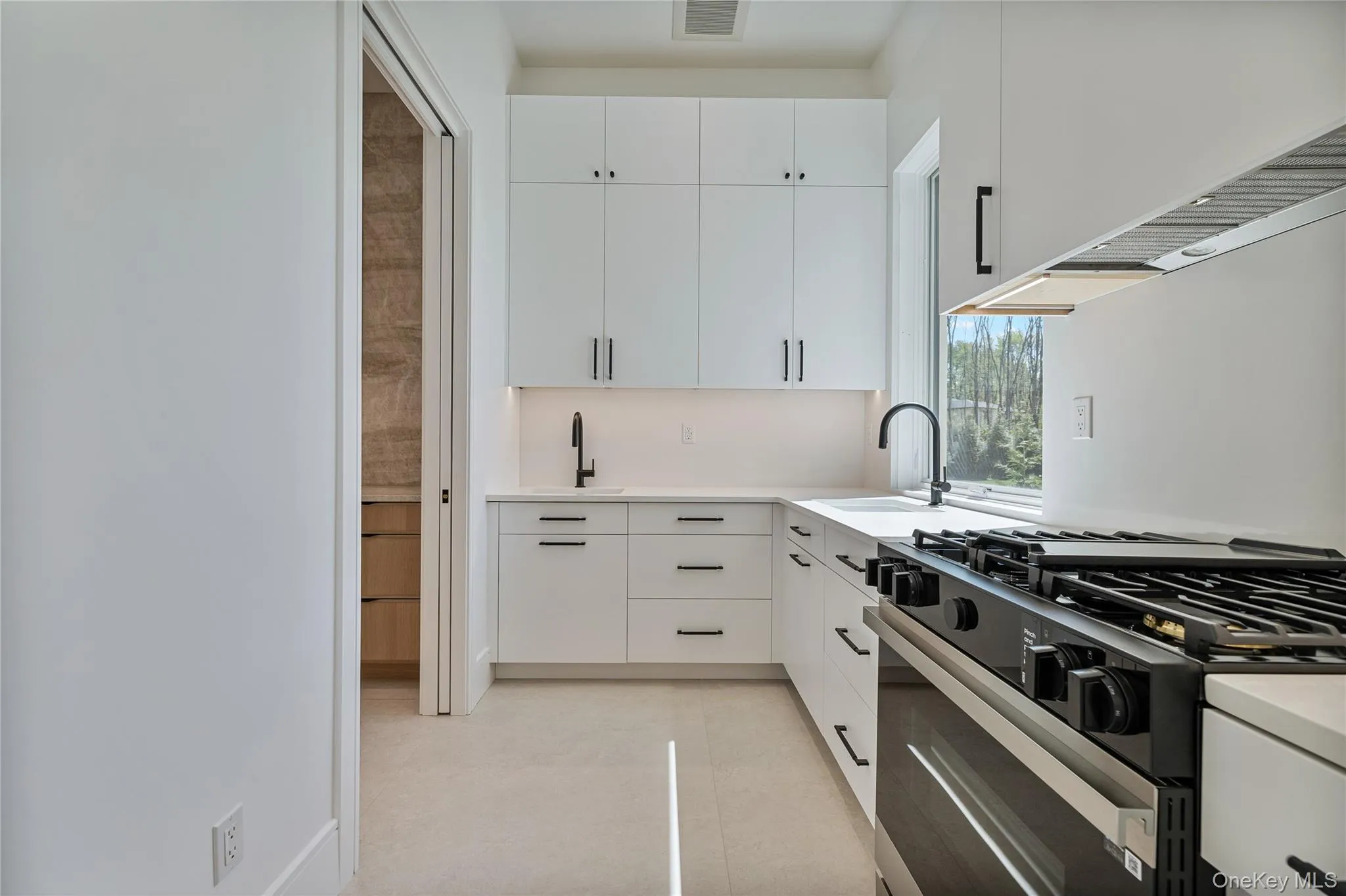 38 Fern Drive, Ramapo, NY, 10 Bedrooms Bedrooms, 22 Rooms Rooms,5 BathroomsBathrooms,Residential,For Rent,Fern,0,1031109 38 Fern Drive, Ramapo, NY, 10 Bedrooms Bedrooms, 22 Rooms Rooms,5 BathroomsBathrooms,Residential,For Rent,Fern,0,1031109