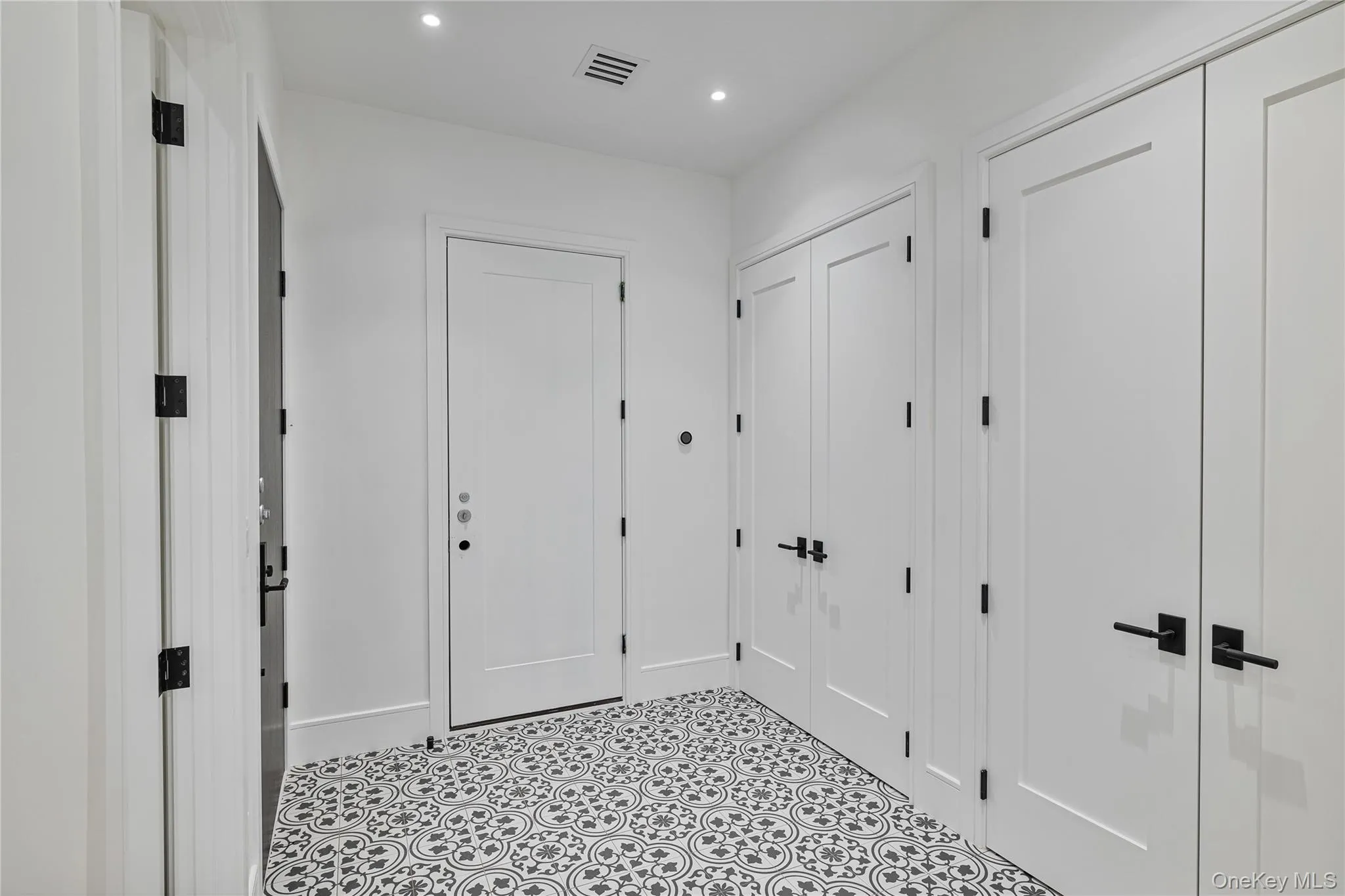 38 Fern Drive, Ramapo, NY, 10 Bedrooms Bedrooms, 22 Rooms Rooms,5 BathroomsBathrooms,Residential,For Rent,Fern,0,1031109 38 Fern Drive, Ramapo, NY, 10 Bedrooms Bedrooms, 22 Rooms Rooms,5 BathroomsBathrooms,Residential,For Rent,Fern,0,1031109