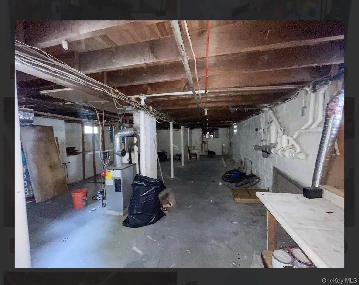 1105 Bellmore Road, Hempstead, NY, 2 Bedrooms Bedrooms, 5 Rooms Rooms,1 BathroomBathrooms,Residential Lease,For Rent,Bellmore,0,1031111 1105 Bellmore Road, Hempstead, NY, 2 Bedrooms Bedrooms, 5 Rooms Rooms,1 BathroomBathrooms,Residential Lease,For Rent,Bellmore,0,1031111