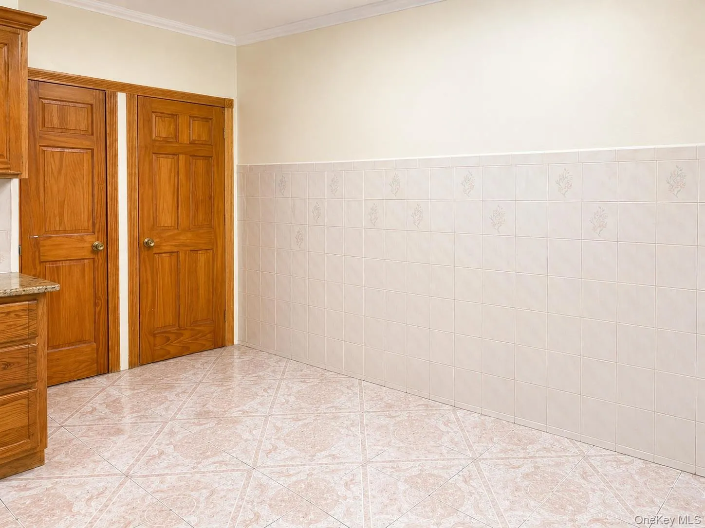 9032 179th Street, New York, NY, 3 Bedrooms Bedrooms, 7 Rooms Rooms,1 BathroomBathrooms,Residential Lease,For Rent,179th,0,1031114 9032 179th Street, New York, NY, 3 Bedrooms Bedrooms, 7 Rooms Rooms,1 BathroomBathrooms,Residential Lease,For Rent,179th,0,1031114