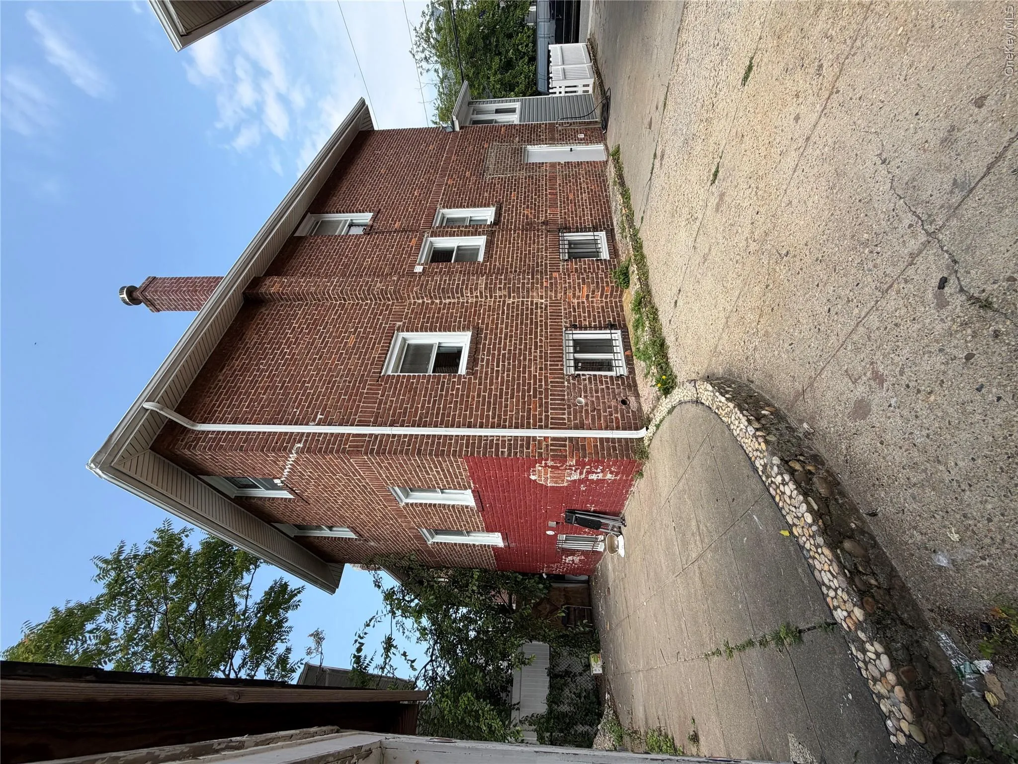 2431 Deerfield Road, New York, NY, 3 Bedrooms Bedrooms, 5 Rooms Rooms,1 BathroomBathrooms,Residential,For Rent,Deerfield,0,1031117 2431 Deerfield Road, New York, NY, 3 Bedrooms Bedrooms, 5 Rooms Rooms,1 BathroomBathrooms,Residential,For Rent,Deerfield,0,1031117