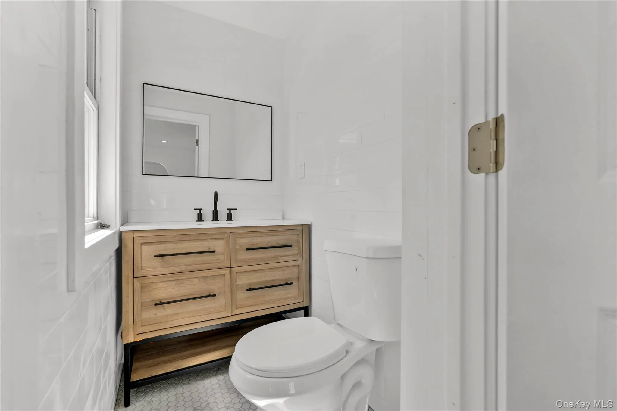 42 Satterie Avenue, Hempstead, NY, 3 Bedrooms Bedrooms, 6 Rooms Rooms,2 BathroomsBathrooms,Residential,For Rent,Satterie,0,1031118 42 Satterie Avenue, Hempstead, NY, 3 Bedrooms Bedrooms, 6 Rooms Rooms,2 BathroomsBathrooms,Residential,For Rent,Satterie,0,1031118