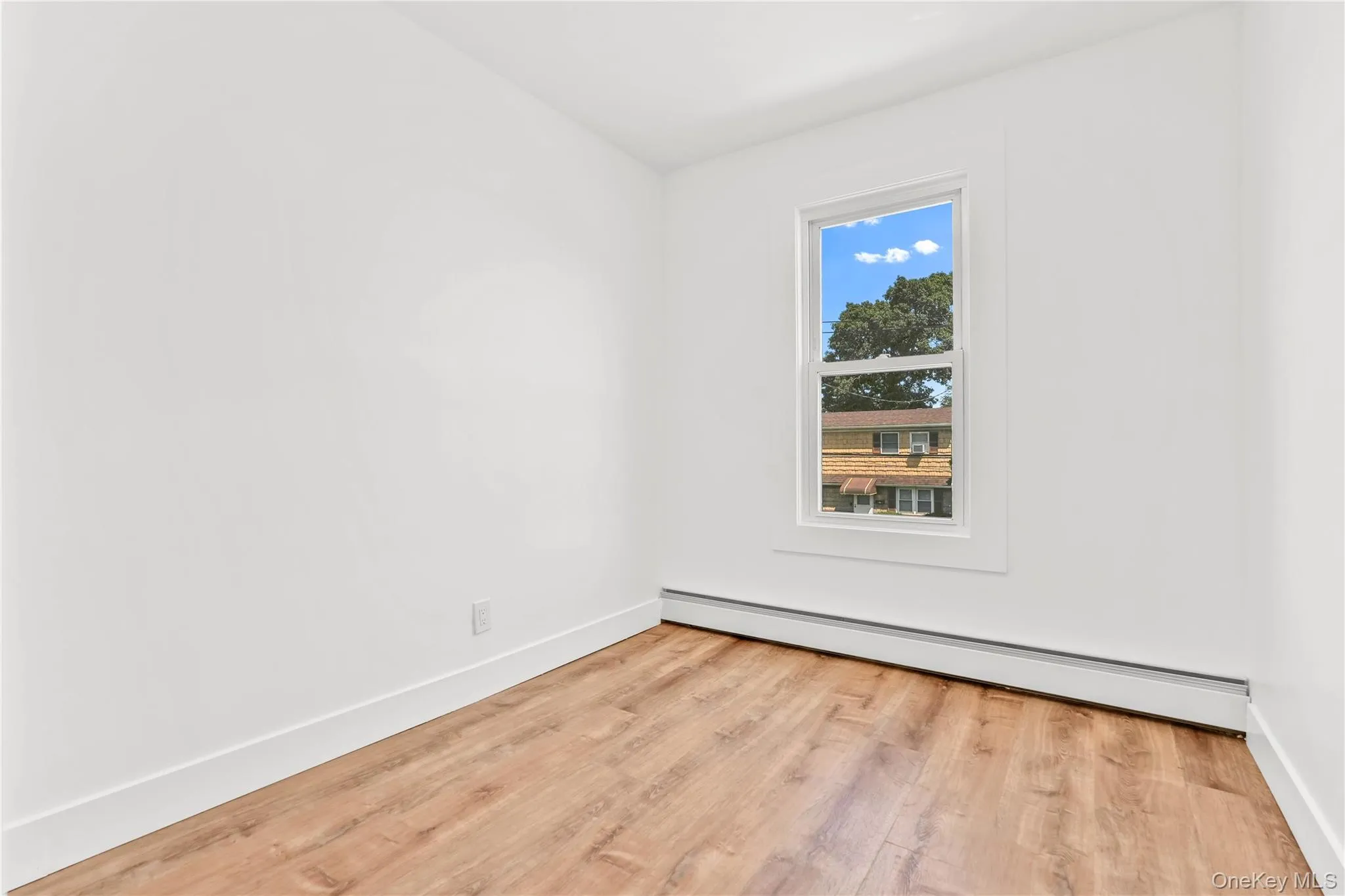 42 Satterie Avenue, Hempstead, NY, 3 Bedrooms Bedrooms, 6 Rooms Rooms,2 BathroomsBathrooms,Residential,For Rent,Satterie,0,1031118 42 Satterie Avenue, Hempstead, NY, 3 Bedrooms Bedrooms, 6 Rooms Rooms,2 BathroomsBathrooms,Residential,For Rent,Satterie,0,1031118
