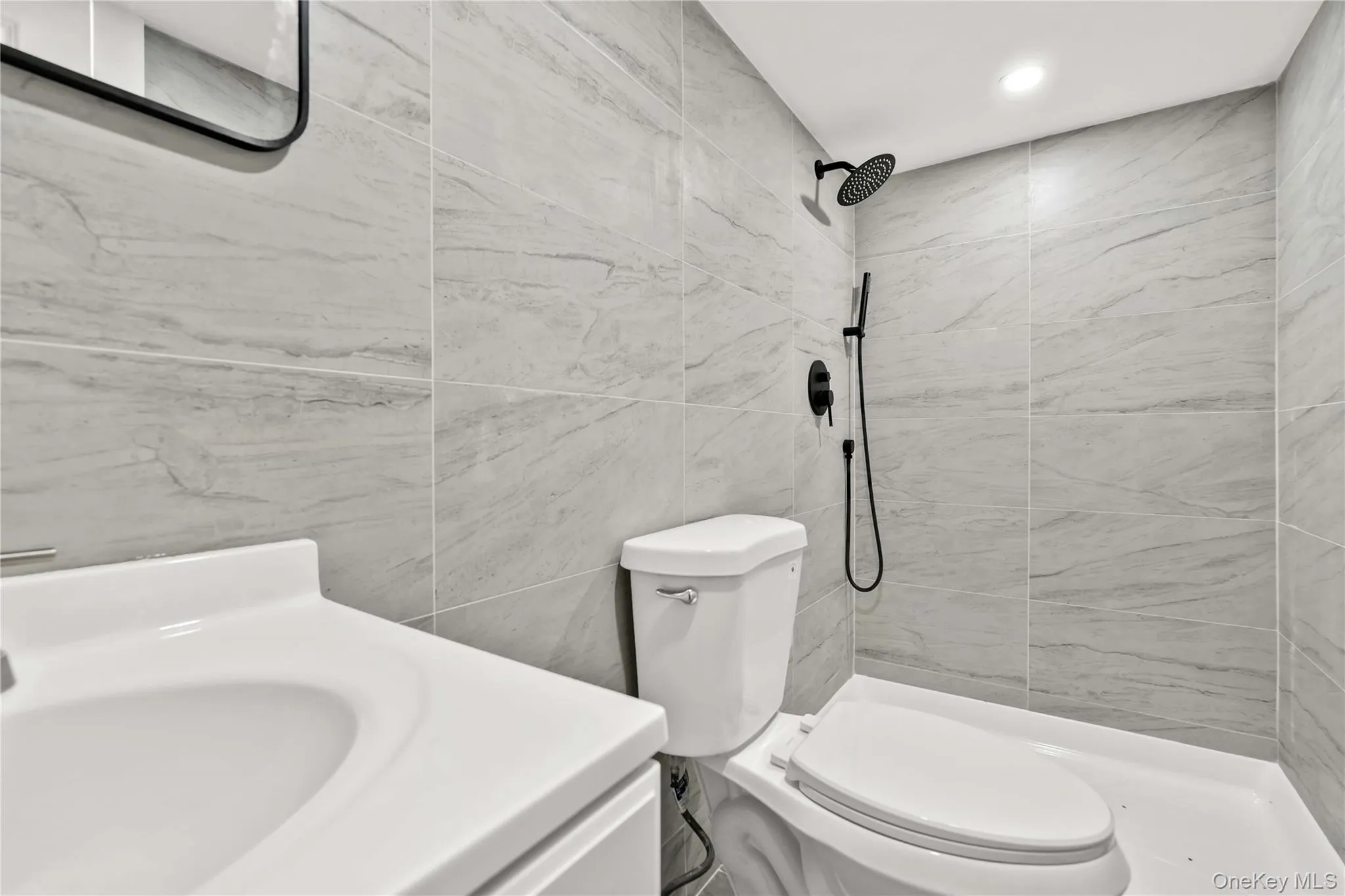 42 Satterie Avenue, Hempstead, NY, 3 Bedrooms Bedrooms, 6 Rooms Rooms,2 BathroomsBathrooms,Residential,For Rent,Satterie,0,1031118 42 Satterie Avenue, Hempstead, NY, 3 Bedrooms Bedrooms, 6 Rooms Rooms,2 BathroomsBathrooms,Residential,For Rent,Satterie,0,1031118