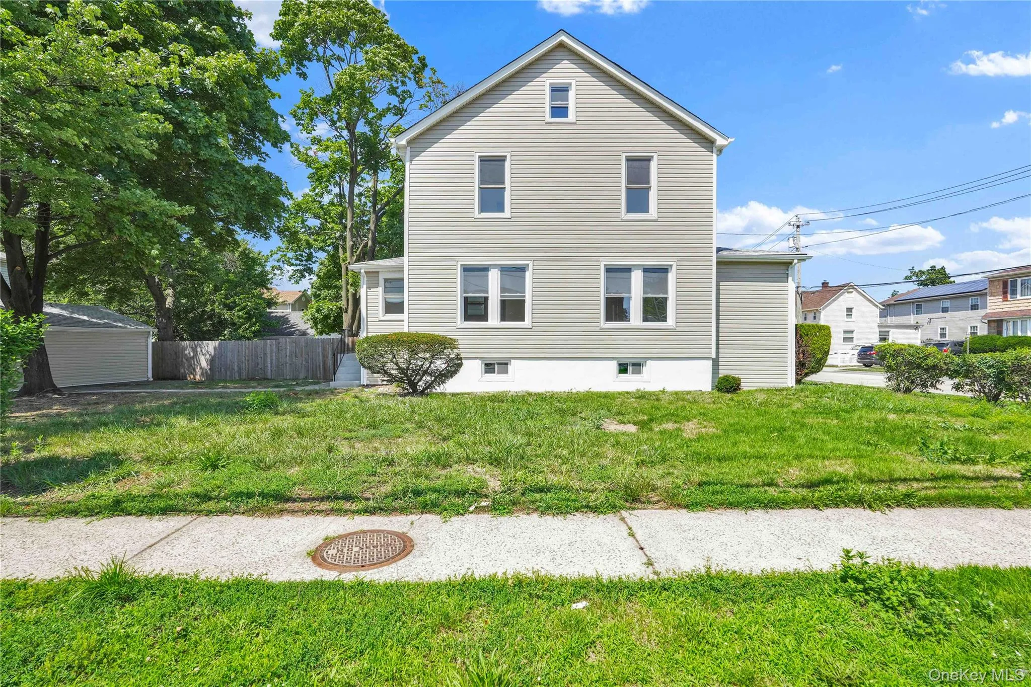42 Satterie Avenue, Hempstead, NY, 3 Bedrooms Bedrooms, 6 Rooms Rooms,2 BathroomsBathrooms,Residential,For Rent,Satterie,0,1031118 42 Satterie Avenue, Hempstead, NY, 3 Bedrooms Bedrooms, 6 Rooms Rooms,2 BathroomsBathrooms,Residential,For Rent,Satterie,0,1031118