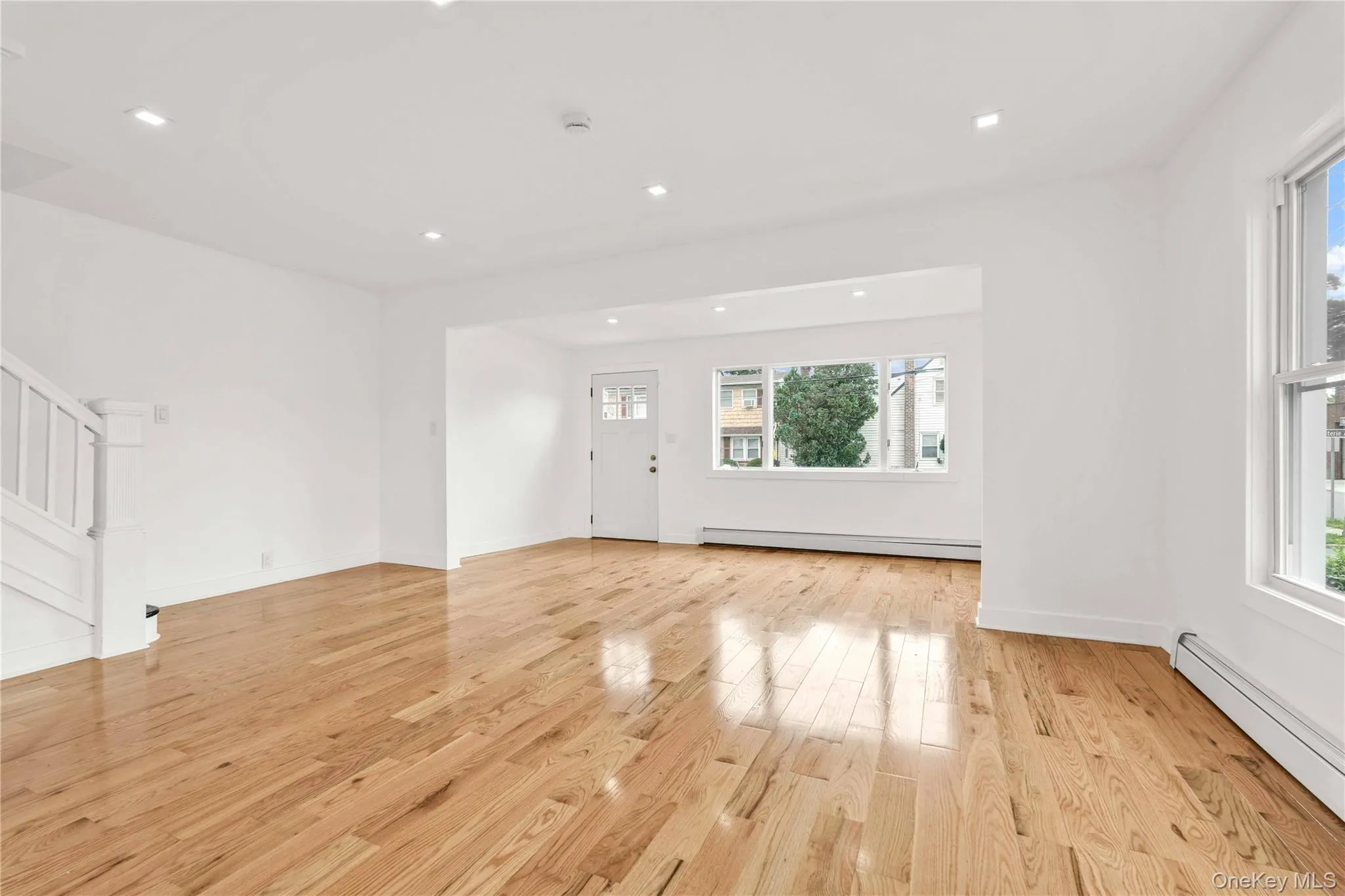 42 Satterie Avenue, Hempstead, NY, 3 Bedrooms Bedrooms, 6 Rooms Rooms,2 BathroomsBathrooms,Residential,For Rent,Satterie,0,1031118 42 Satterie Avenue, Hempstead, NY, 3 Bedrooms Bedrooms, 6 Rooms Rooms,2 BathroomsBathrooms,Residential,For Rent,Satterie,0,1031118