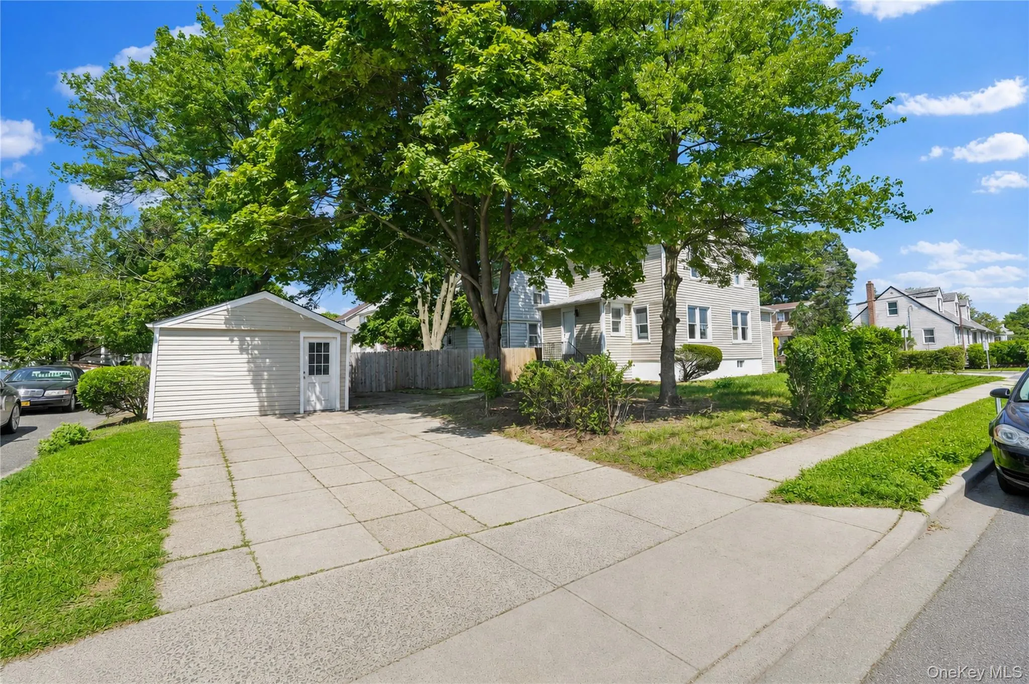 42 Satterie Avenue, Hempstead, NY, 3 Bedrooms Bedrooms, 6 Rooms Rooms,2 BathroomsBathrooms,Residential,For Rent,Satterie,0,1031118 42 Satterie Avenue, Hempstead, NY, 3 Bedrooms Bedrooms, 6 Rooms Rooms,2 BathroomsBathrooms,Residential,For Rent,Satterie,0,1031118