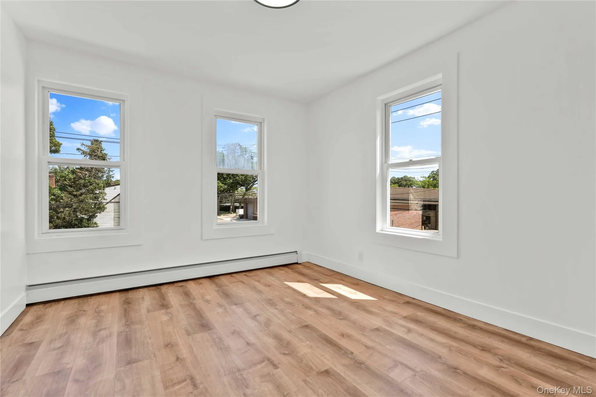 42 Satterie Avenue, Hempstead, NY, 3 Bedrooms Bedrooms, 6 Rooms Rooms,2 BathroomsBathrooms,Residential,For Rent,Satterie,0,1031118 42 Satterie Avenue, Hempstead, NY, 3 Bedrooms Bedrooms, 6 Rooms Rooms,2 BathroomsBathrooms,Residential,For Rent,Satterie,0,1031118