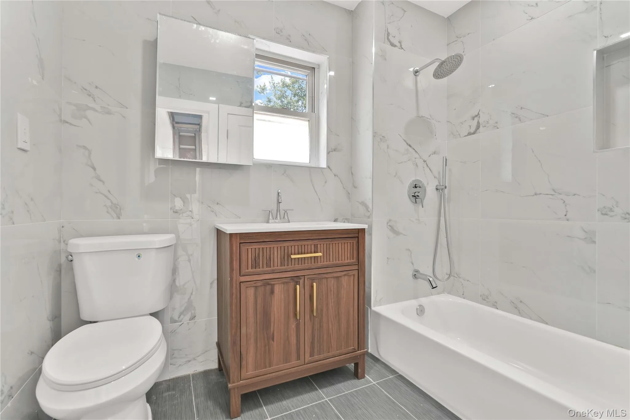 42 Satterie Avenue, Hempstead, NY, 3 Bedrooms Bedrooms, 6 Rooms Rooms,2 BathroomsBathrooms,Residential,For Rent,Satterie,0,1031118 42 Satterie Avenue, Hempstead, NY, 3 Bedrooms Bedrooms, 6 Rooms Rooms,2 BathroomsBathrooms,Residential,For Rent,Satterie,0,1031118