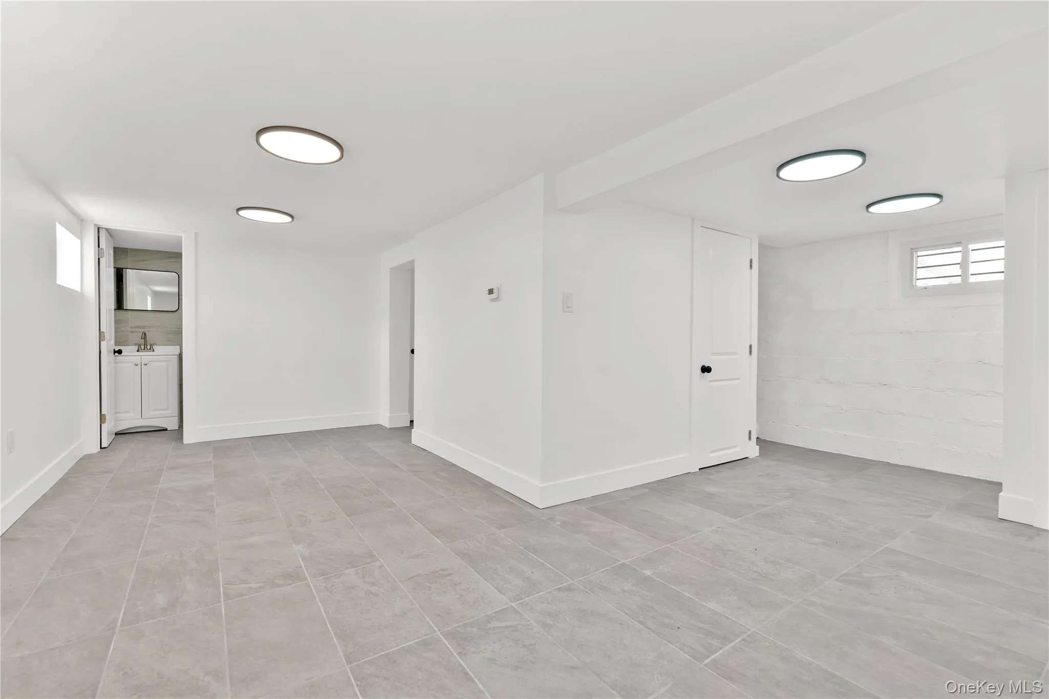 42 Satterie Avenue, Hempstead, NY, 3 Bedrooms Bedrooms, 6 Rooms Rooms,2 BathroomsBathrooms,Residential,For Rent,Satterie,0,1031118 42 Satterie Avenue, Hempstead, NY, 3 Bedrooms Bedrooms, 6 Rooms Rooms,2 BathroomsBathrooms,Residential,For Rent,Satterie,0,1031118