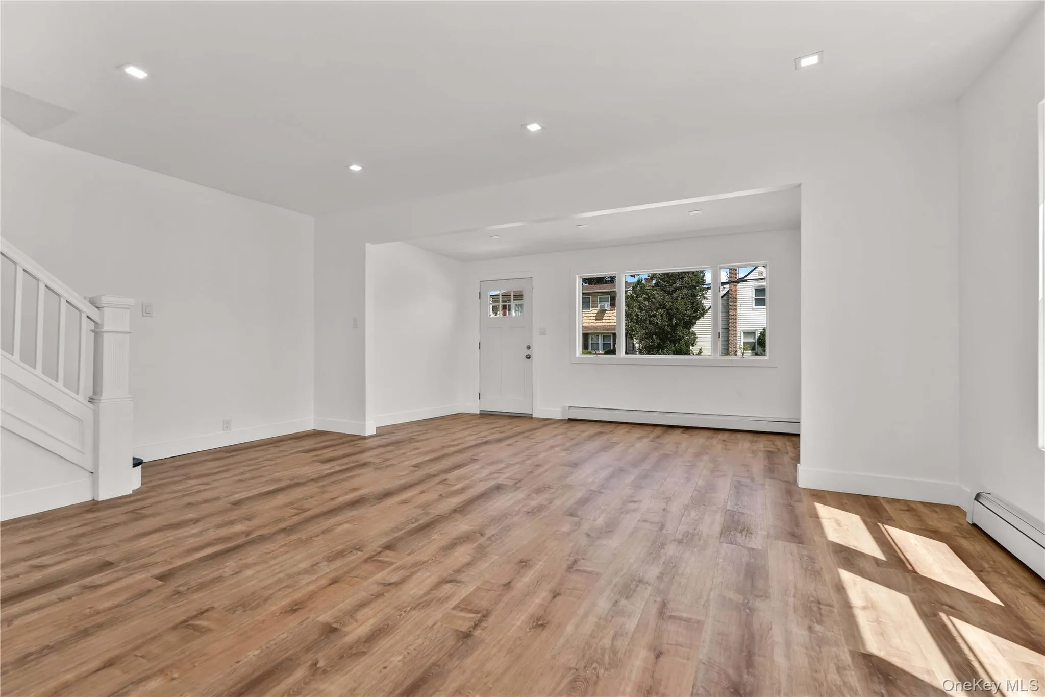 42 Satterie Avenue, Hempstead, NY, 3 Bedrooms Bedrooms, 6 Rooms Rooms,2 BathroomsBathrooms,Residential,For Rent,Satterie,0,1031118 42 Satterie Avenue, Hempstead, NY, 3 Bedrooms Bedrooms, 6 Rooms Rooms,2 BathroomsBathrooms,Residential,For Rent,Satterie,0,1031118
