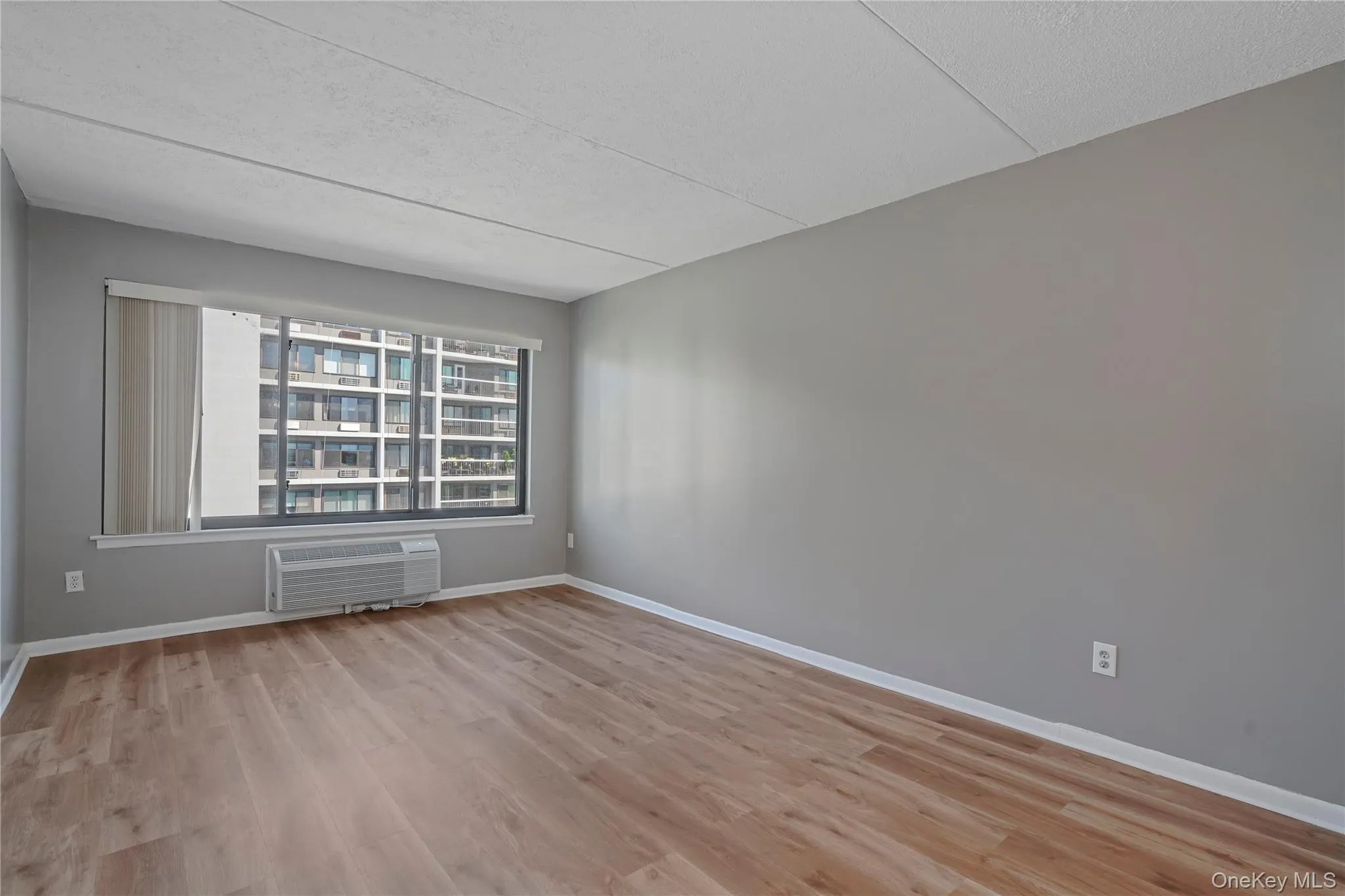 200 High Point, Greenburgh, NY, 1 Bedroom Bedrooms, 4 Rooms Rooms,1 BathroomBathrooms,Residential Lease,For Rent,High Point,0,1031119 200 High Point, Greenburgh, NY, 1 Bedroom Bedrooms, 4 Rooms Rooms,1 BathroomBathrooms,Residential Lease,For Rent,High Point,0,1031119