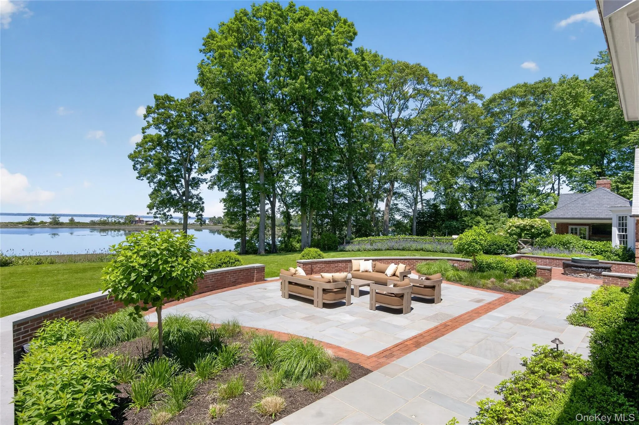 2 Lands End Road, Oyster Bay, NY, 7 Bedrooms Bedrooms, 13 Rooms Rooms,7 BathroomsBathrooms,Residential,For Rent,Lands End,0,1031122 2 Lands End Road, Oyster Bay, NY, 7 Bedrooms Bedrooms, 13 Rooms Rooms,7 BathroomsBathrooms,Residential,For Rent,Lands End,0,1031122