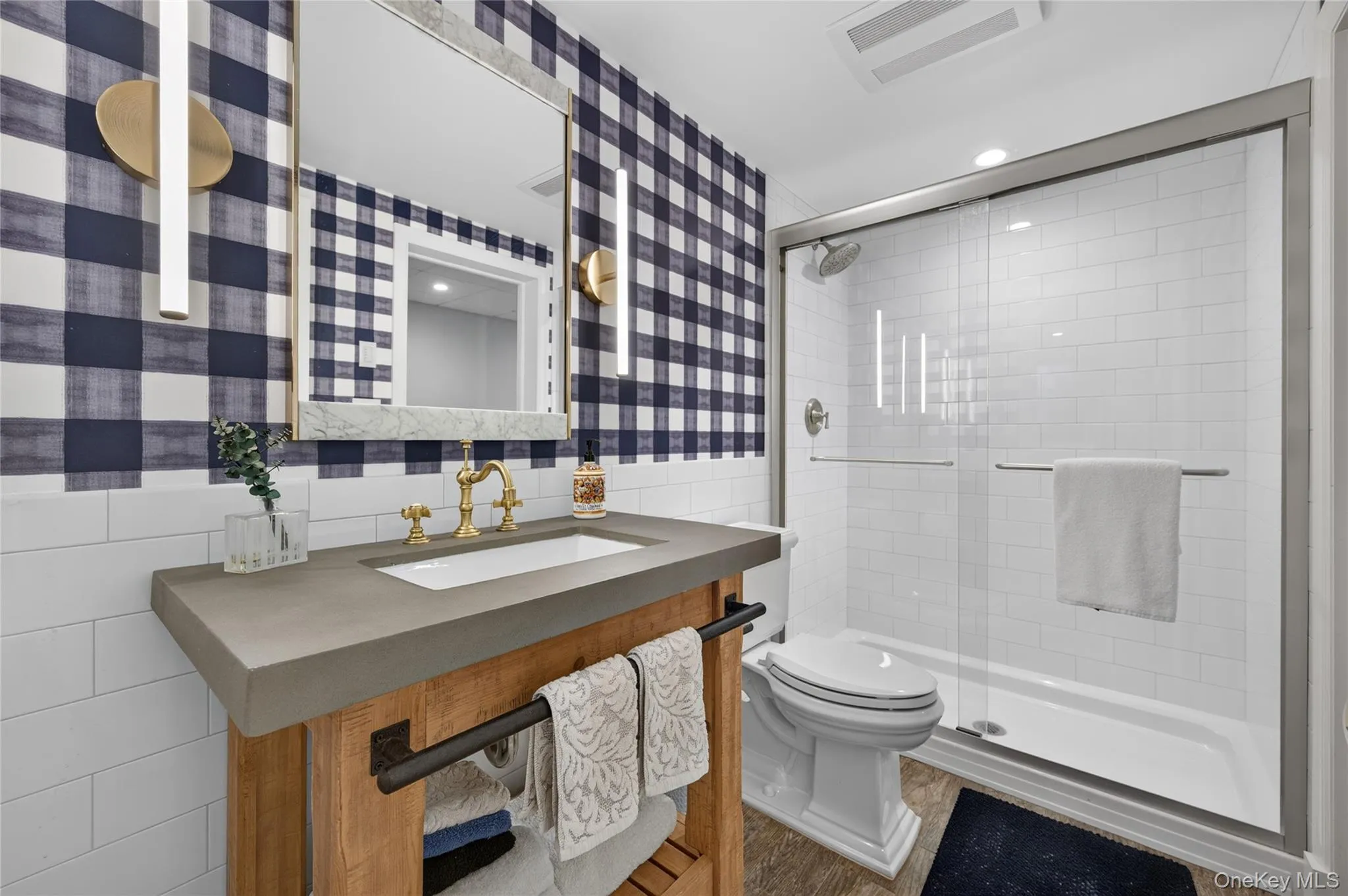 2 Lands End Road, Oyster Bay, NY, 7 Bedrooms Bedrooms, 13 Rooms Rooms,7 BathroomsBathrooms,Residential,For Rent,Lands End,0,1031122 2 Lands End Road, Oyster Bay, NY, 7 Bedrooms Bedrooms, 13 Rooms Rooms,7 BathroomsBathrooms,Residential,For Rent,Lands End,0,1031122