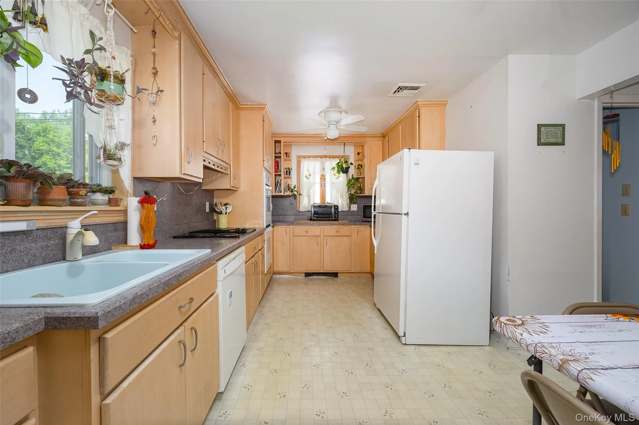 76 Phillips Street, Beacon, NY, 3 Bedrooms Bedrooms, 8 Rooms Rooms,2 BathroomsBathrooms,Residential,For Rent,Phillips,0,1031124 76 Phillips Street, Beacon, NY, 3 Bedrooms Bedrooms, 8 Rooms Rooms,2 BathroomsBathrooms,Residential,For Rent,Phillips,0,1031124