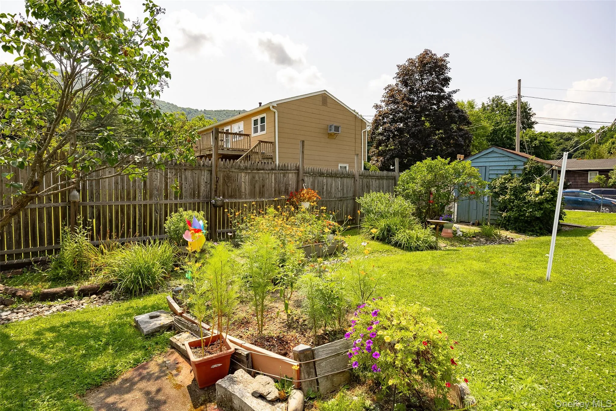 76 Phillips Street, Beacon, NY, 3 Bedrooms Bedrooms, 8 Rooms Rooms,2 BathroomsBathrooms,Residential,For Rent,Phillips,0,1031124 76 Phillips Street, Beacon, NY, 3 Bedrooms Bedrooms, 8 Rooms Rooms,2 BathroomsBathrooms,Residential,For Rent,Phillips,0,1031124