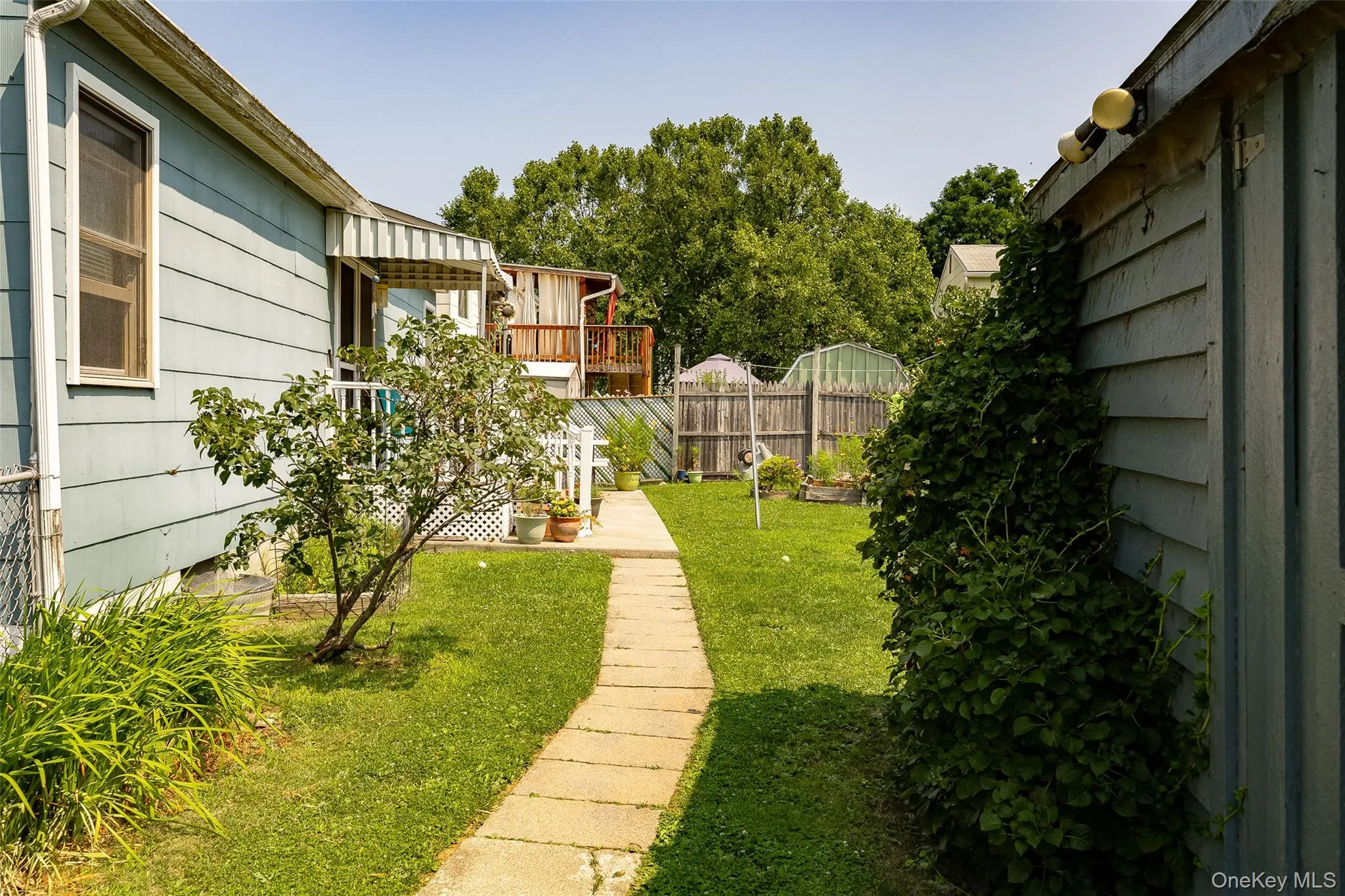 76 Phillips Street, Beacon, NY, 3 Bedrooms Bedrooms, 8 Rooms Rooms,2 BathroomsBathrooms,Residential,For Rent,Phillips,0,1031124 76 Phillips Street, Beacon, NY, 3 Bedrooms Bedrooms, 8 Rooms Rooms,2 BathroomsBathrooms,Residential,For Rent,Phillips,0,1031124