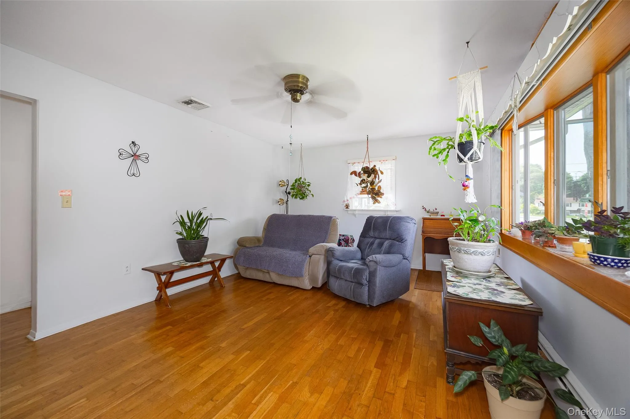 76 Phillips Street, Beacon, NY, 3 Bedrooms Bedrooms, 8 Rooms Rooms,2 BathroomsBathrooms,Residential,For Rent,Phillips,0,1031124 76 Phillips Street, Beacon, NY, 3 Bedrooms Bedrooms, 8 Rooms Rooms,2 BathroomsBathrooms,Residential,For Rent,Phillips,0,1031124