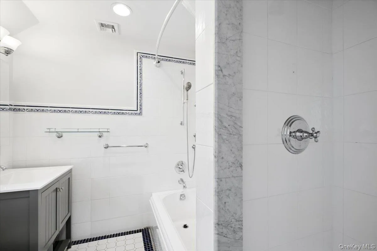 1187 Post Road, Scarsdale, NY, 4 Bedrooms Bedrooms, 9 Rooms Rooms,3 BathroomsBathrooms,Residential Lease,For Rent,Post,0,1031129 1187 Post Road, Scarsdale, NY, 4 Bedrooms Bedrooms, 9 Rooms Rooms,3 BathroomsBathrooms,Residential Lease,For Rent,Post,0,1031129