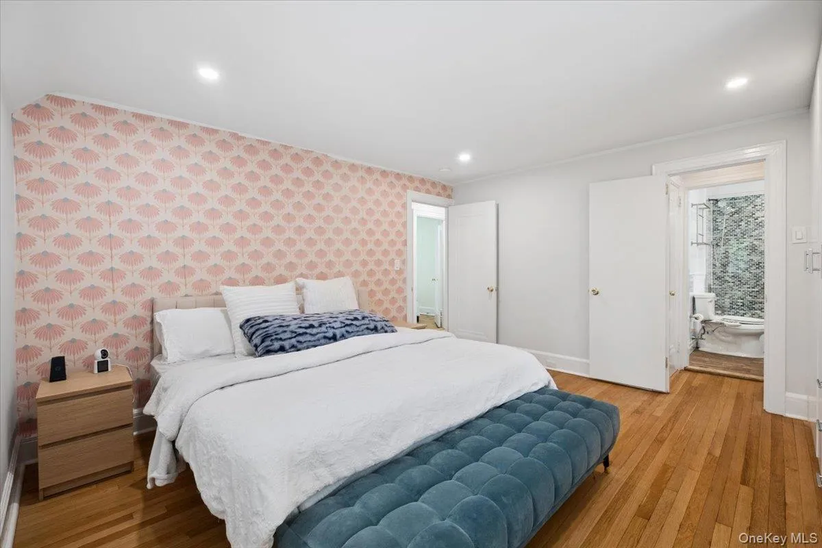 1187 Post Road, Scarsdale, NY, 4 Bedrooms Bedrooms, 9 Rooms Rooms,3 BathroomsBathrooms,Residential Lease,For Rent,Post,0,1031129 1187 Post Road, Scarsdale, NY, 4 Bedrooms Bedrooms, 9 Rooms Rooms,3 BathroomsBathrooms,Residential Lease,For Rent,Post,0,1031129
