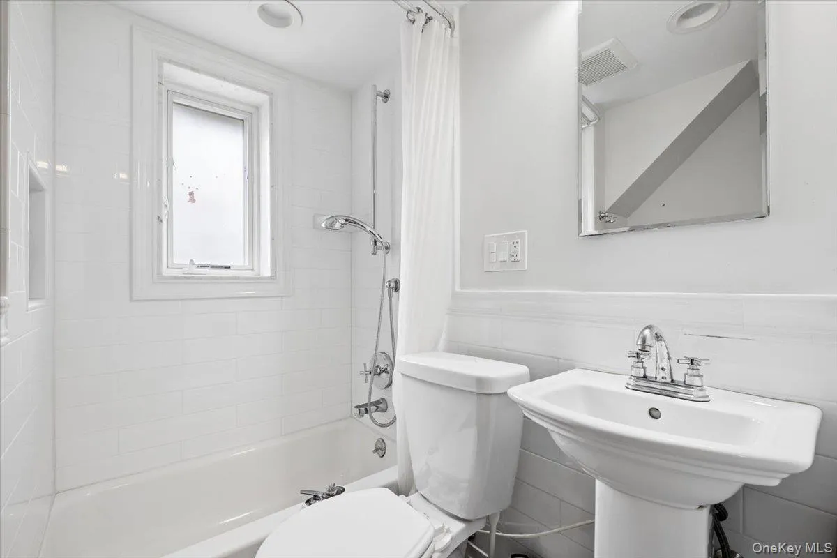 1187 Post Road, Scarsdale, NY, 4 Bedrooms Bedrooms, 9 Rooms Rooms,3 BathroomsBathrooms,Residential Lease,For Rent,Post,0,1031129 1187 Post Road, Scarsdale, NY, 4 Bedrooms Bedrooms, 9 Rooms Rooms,3 BathroomsBathrooms,Residential Lease,For Rent,Post,0,1031129