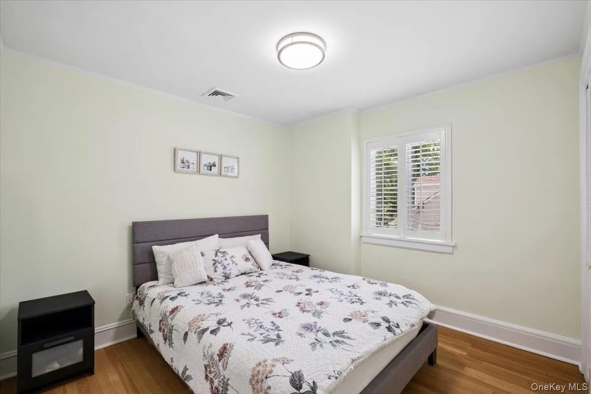 1187 Post Road, Scarsdale, NY, 4 Bedrooms Bedrooms, 9 Rooms Rooms,3 BathroomsBathrooms,Residential Lease,For Rent,Post,0,1031129 1187 Post Road, Scarsdale, NY, 4 Bedrooms Bedrooms, 9 Rooms Rooms,3 BathroomsBathrooms,Residential Lease,For Rent,Post,0,1031129