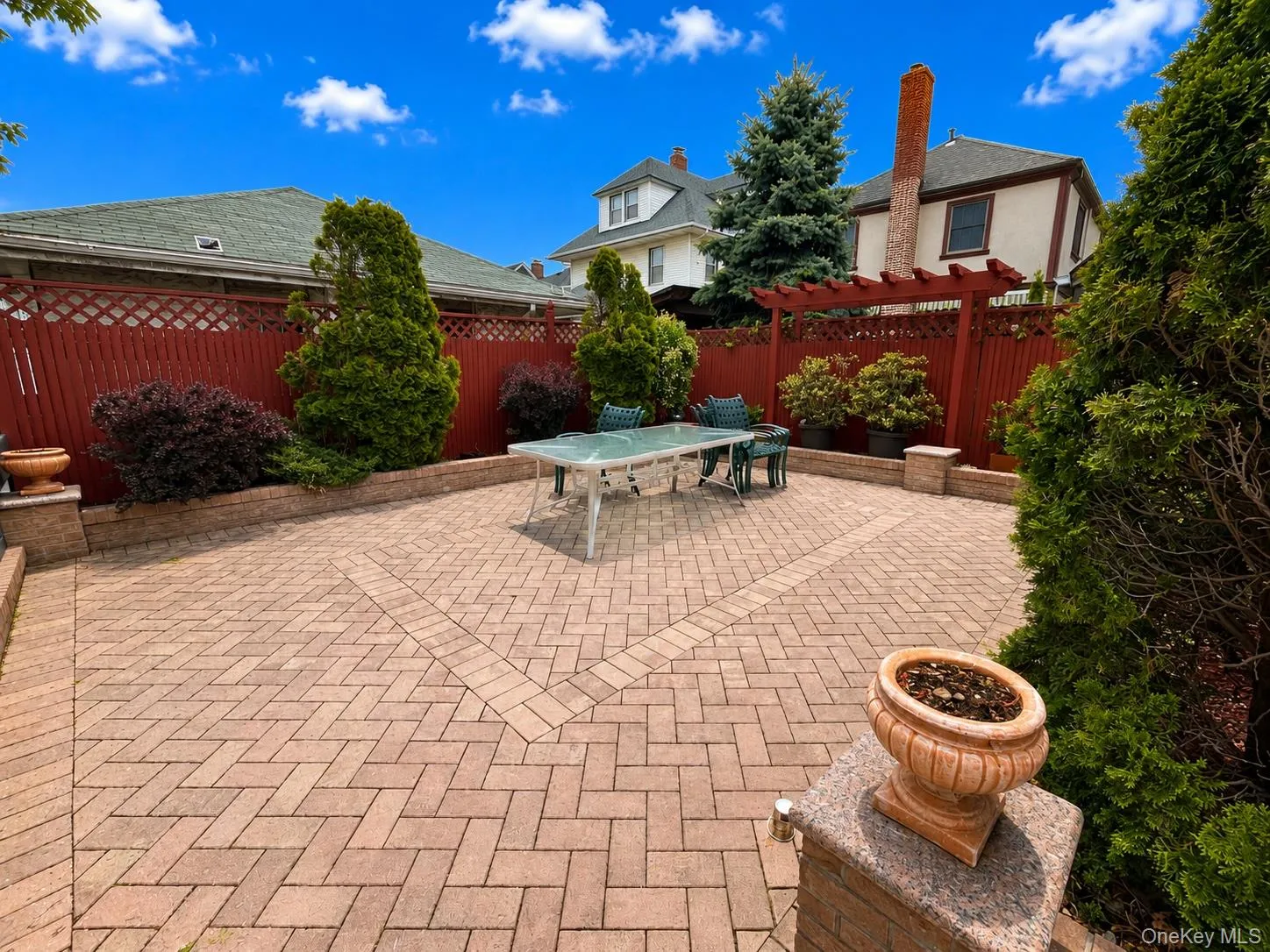 526 Beach 132nd Street, New York, NY, 3 Bedrooms Bedrooms, 9 Rooms Rooms,2 BathroomsBathrooms,Residential,For Rent,Beach 132nd,0,1031132 526 Beach 132nd Street, New York, NY, 3 Bedrooms Bedrooms, 9 Rooms Rooms,2 BathroomsBathrooms,Residential,For Rent,Beach 132nd,0,1031132