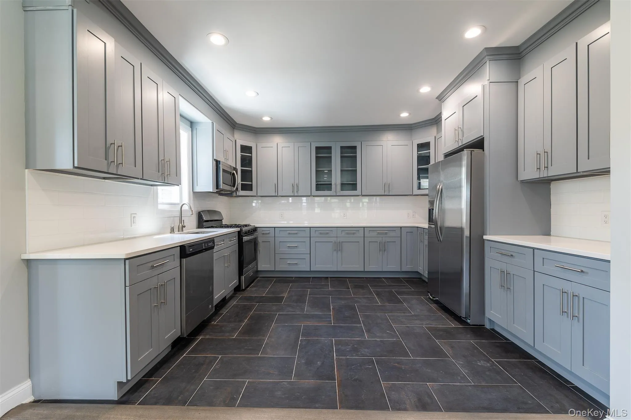 57 Earle Ave, Hempstead, NY, 3 Bedrooms Bedrooms, 7 Rooms Rooms,1 BathroomBathrooms,Residential Lease,For Rent,Ave,0,1031135 57 Earle Ave, Hempstead, NY, 3 Bedrooms Bedrooms, 7 Rooms Rooms,1 BathroomBathrooms,Residential Lease,For Rent,Ave,0,1031135