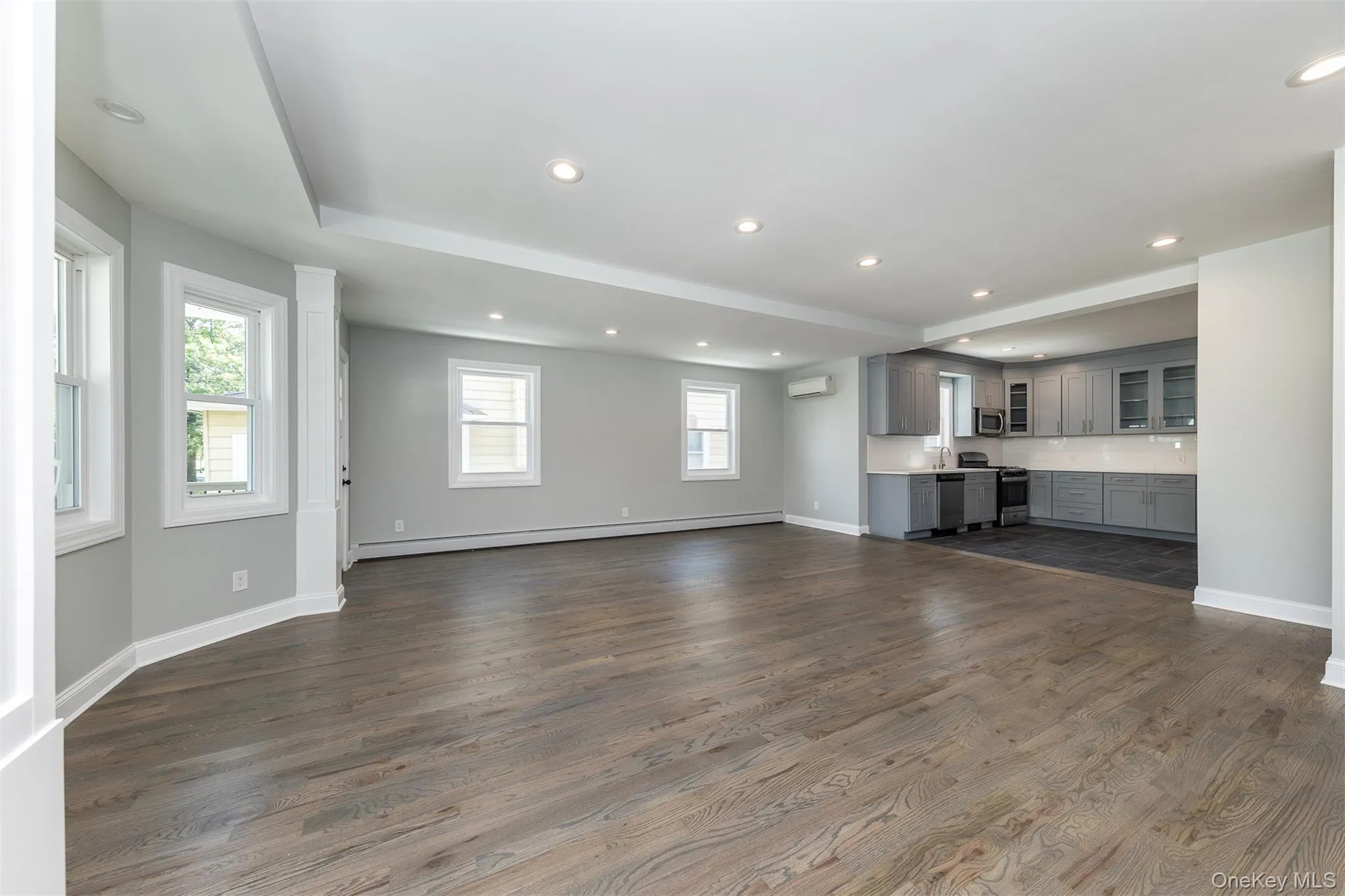 57 Earle Ave, Hempstead, NY, 3 Bedrooms Bedrooms, 7 Rooms Rooms,1 BathroomBathrooms,Residential Lease,For Rent,Ave,0,1031135 57 Earle Ave, Hempstead, NY, 3 Bedrooms Bedrooms, 7 Rooms Rooms,1 BathroomBathrooms,Residential Lease,For Rent,Ave,0,1031135