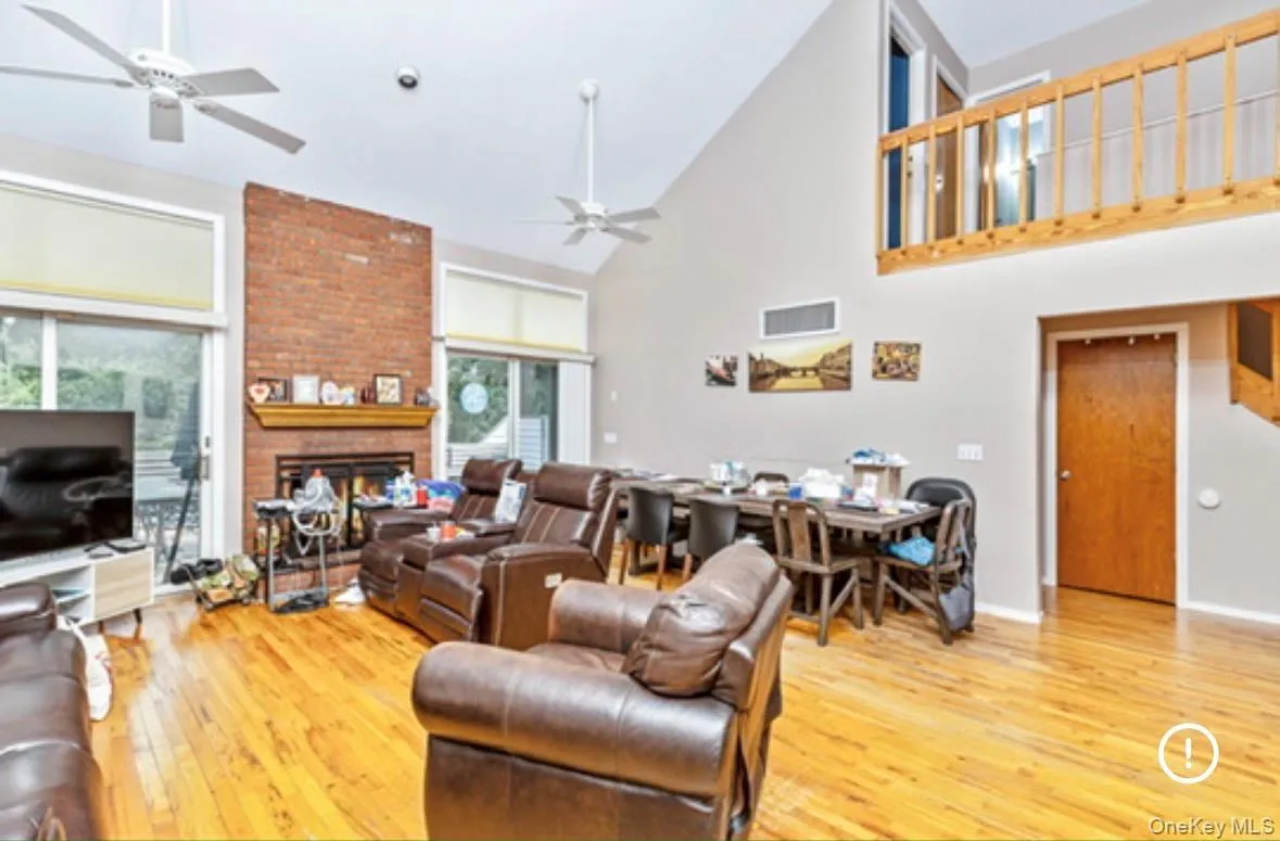 27 Depot Road, Southampton, New York 11978