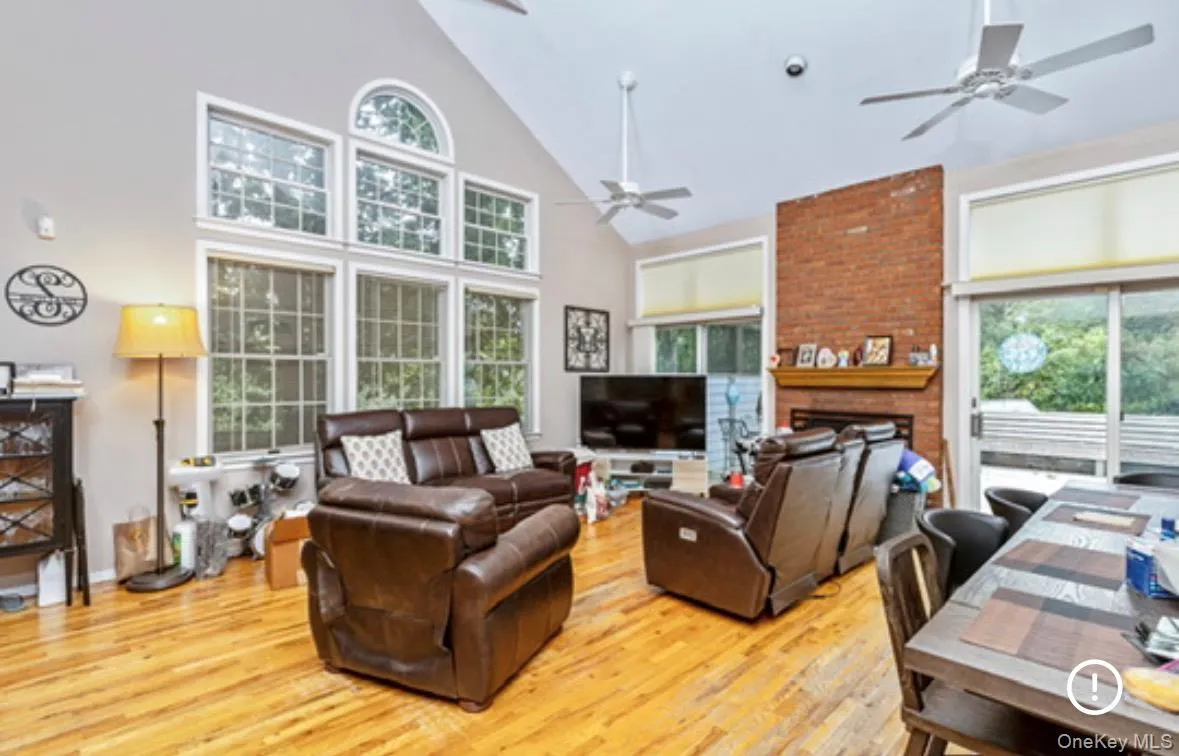 27 Depot Road, Southampton, New York 11978