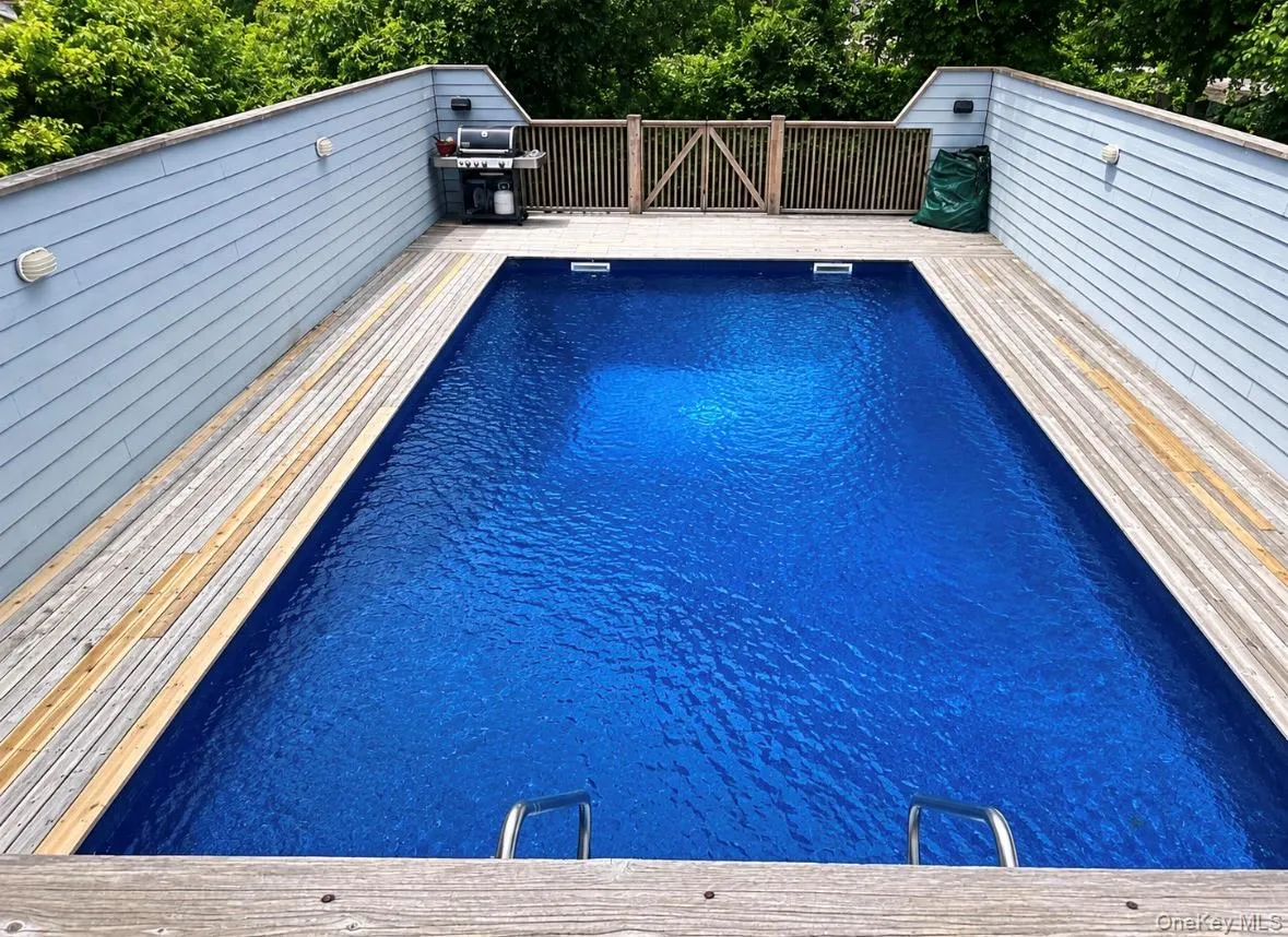 27 Depot Road, Southampton, NY, 4 Bedrooms Bedrooms, 7 Rooms Rooms,3 BathroomsBathrooms,Residential,For Rent,Depot,0,1031140 27 Depot Road, Southampton, NY, 4 Bedrooms Bedrooms, 7 Rooms Rooms,3 BathroomsBathrooms,Residential,For Rent,Depot,0,1031140