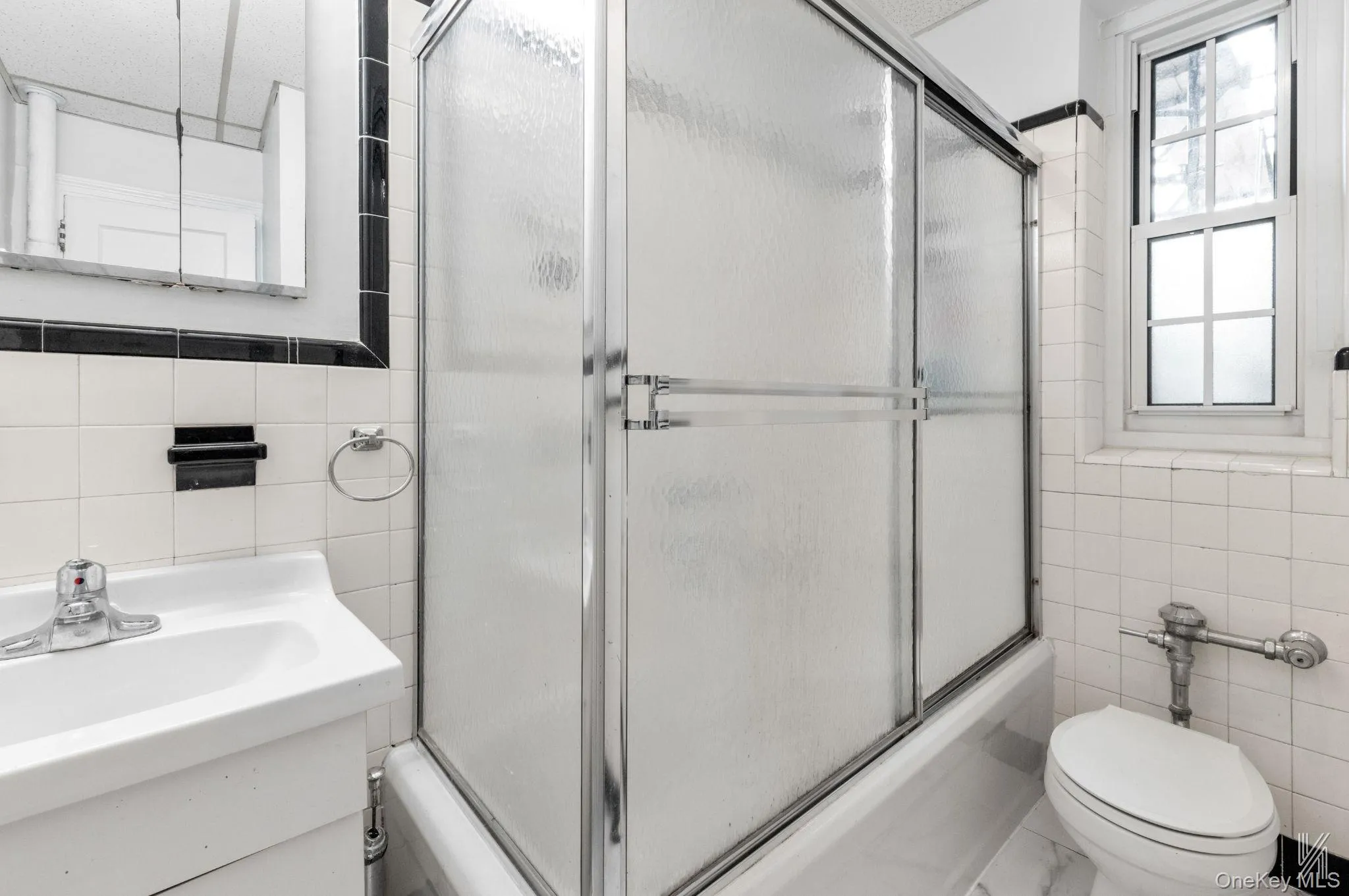 35-24 78th Street, New York, NY, 2 Rooms Rooms,1 BathroomBathrooms,Residential,For Rent,78th,0,1031143 35-24 78th Street, New York, NY, 2 Rooms Rooms,1 BathroomBathrooms,Residential,For Rent,78th,0,1031143