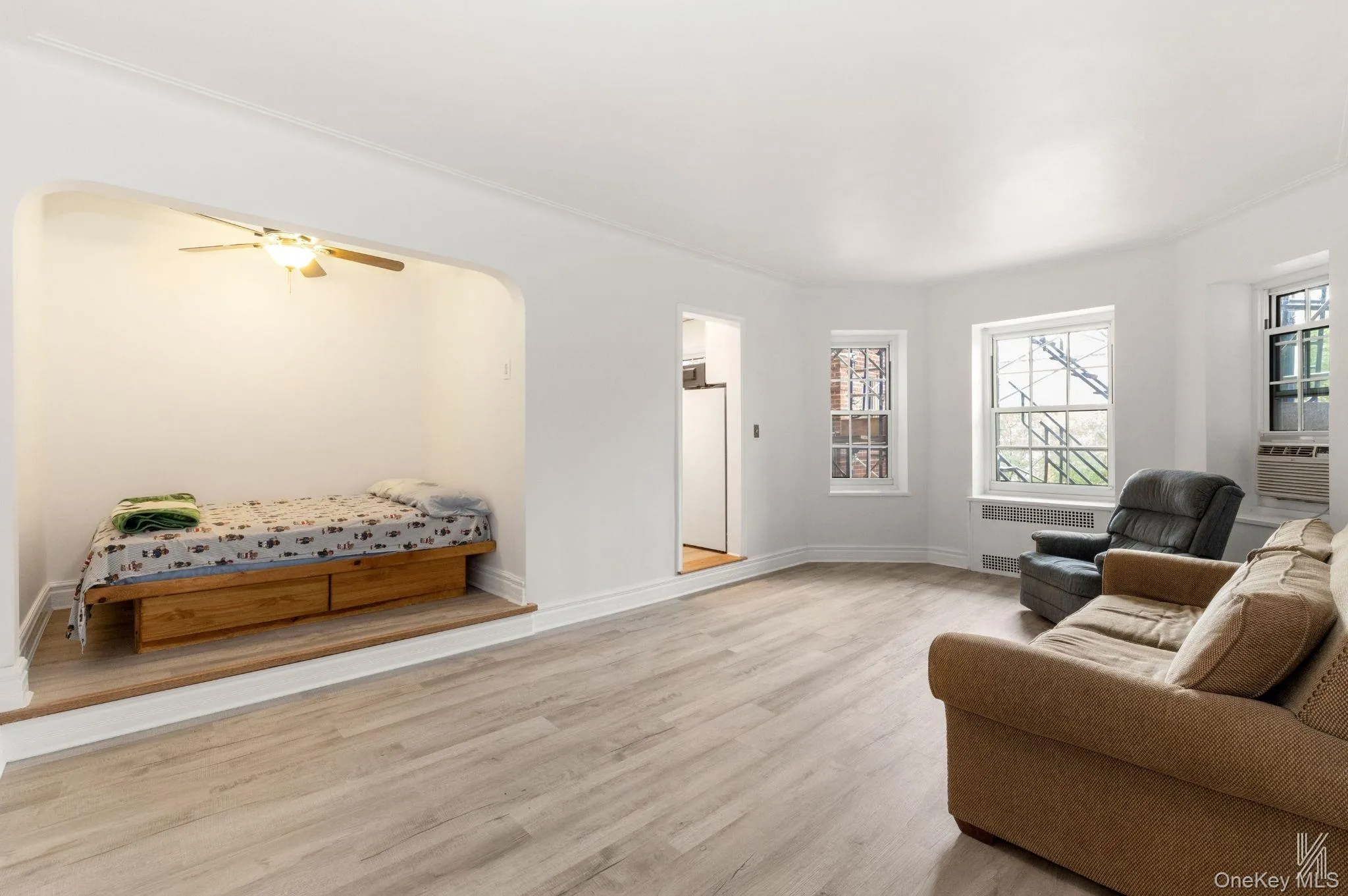 35-24 78th Street, New York, NY, 2 Rooms Rooms,1 BathroomBathrooms,Residential,For Rent,78th,0,1031143 35-24 78th Street, New York, NY, 2 Rooms Rooms,1 BathroomBathrooms,Residential,For Rent,78th,0,1031143
