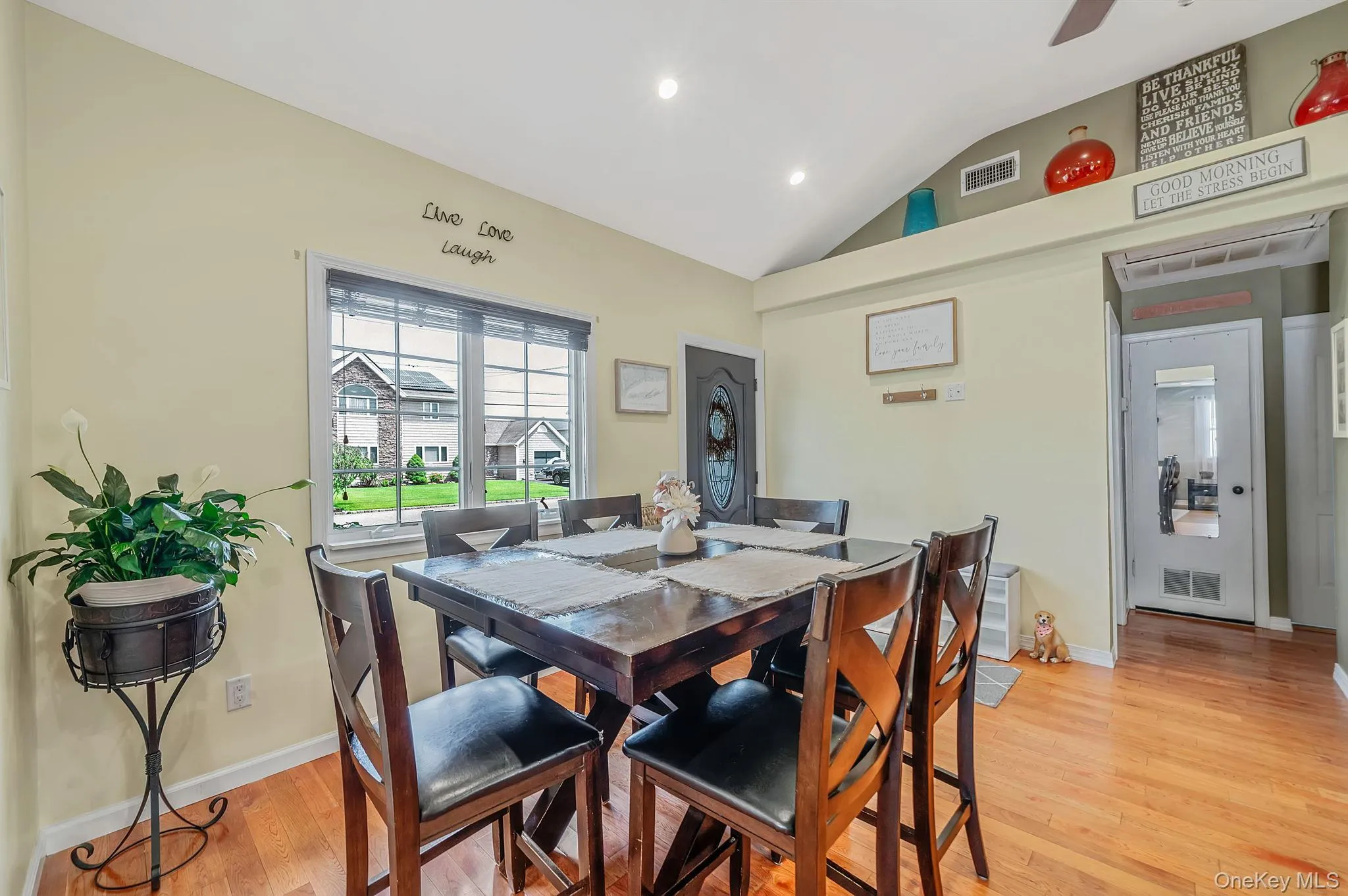 822 Milligan Lane, Islip, NY, 2 Bedrooms Bedrooms, 5 Rooms Rooms,1 BathroomBathrooms,Residential,For Rent,Milligan,0,1031144 822 Milligan Lane, Islip, NY, 2 Bedrooms Bedrooms, 5 Rooms Rooms,1 BathroomBathrooms,Residential,For Rent,Milligan,0,1031144