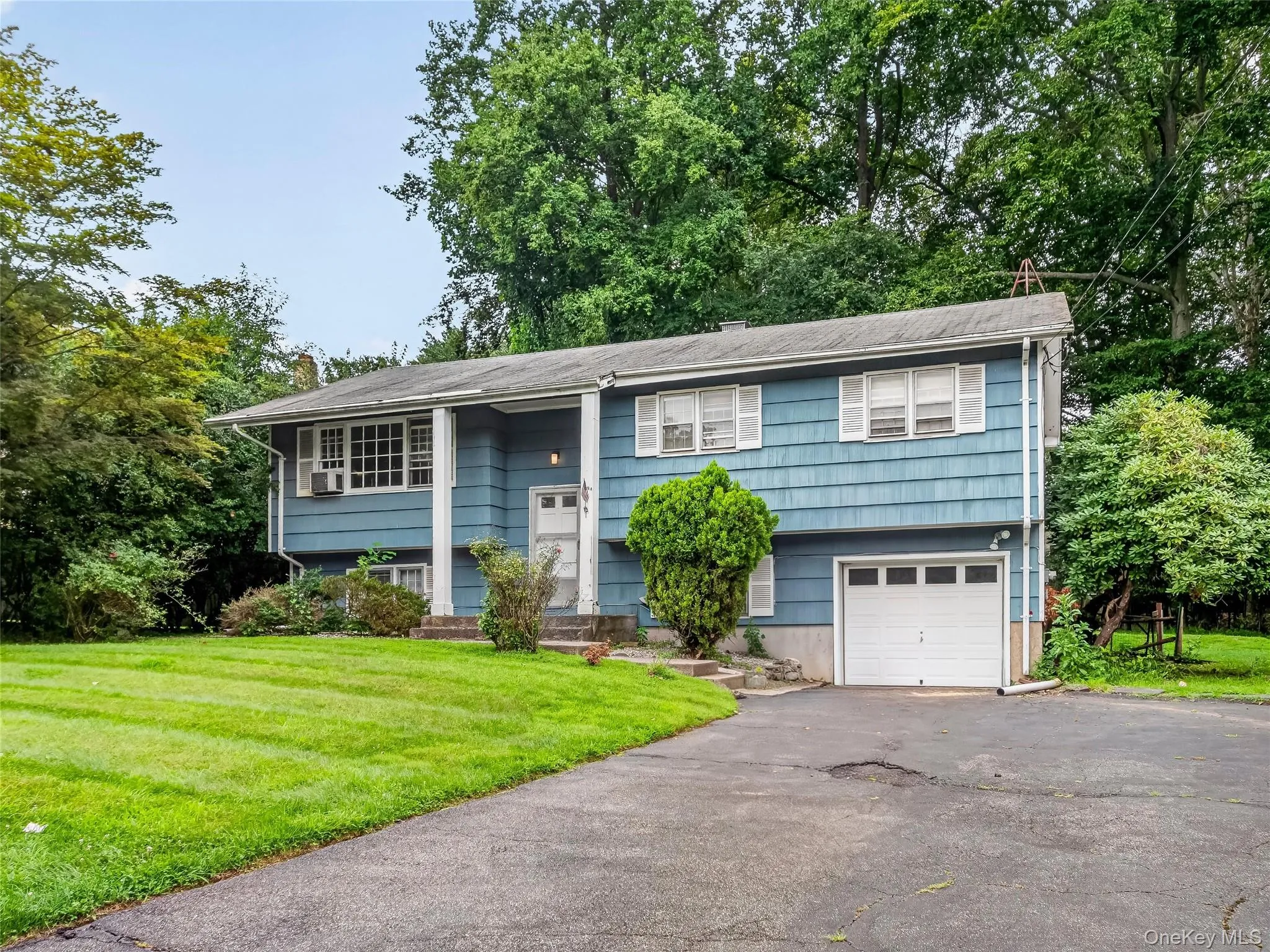 794 Brookridge Drive, Clarkstown, NY, 4 Bedrooms Bedrooms, 8 Rooms Rooms,2 BathroomsBathrooms,Residential,For Rent,Brookridge,0,1031152 794 Brookridge Drive, Clarkstown, NY, 4 Bedrooms Bedrooms, 8 Rooms Rooms,2 BathroomsBathrooms,Residential,For Rent,Brookridge,0,1031152