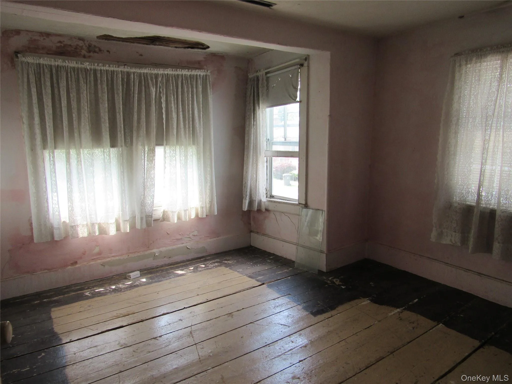 151 Main Street, Chester Town, NY, 4 Bedrooms Bedrooms, 7 Rooms Rooms,1 BathroomBathrooms,Residential,For Rent,Main,0,1031155 151 Main Street, Chester Town, NY, 4 Bedrooms Bedrooms, 7 Rooms Rooms,1 BathroomBathrooms,Residential,For Rent,Main,0,1031155