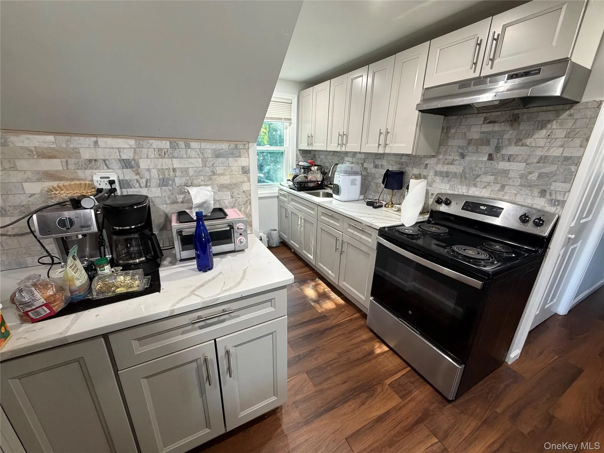 26 Westwood Avenue, Babylon, NY, 2 Bedrooms Bedrooms, 3 Rooms Rooms,1 BathroomBathrooms,Residential Lease,For Rent,Westwood,0,1031161 26 Westwood Avenue, Babylon, NY, 2 Bedrooms Bedrooms, 3 Rooms Rooms,1 BathroomBathrooms,Residential Lease,For Rent,Westwood,0,1031161