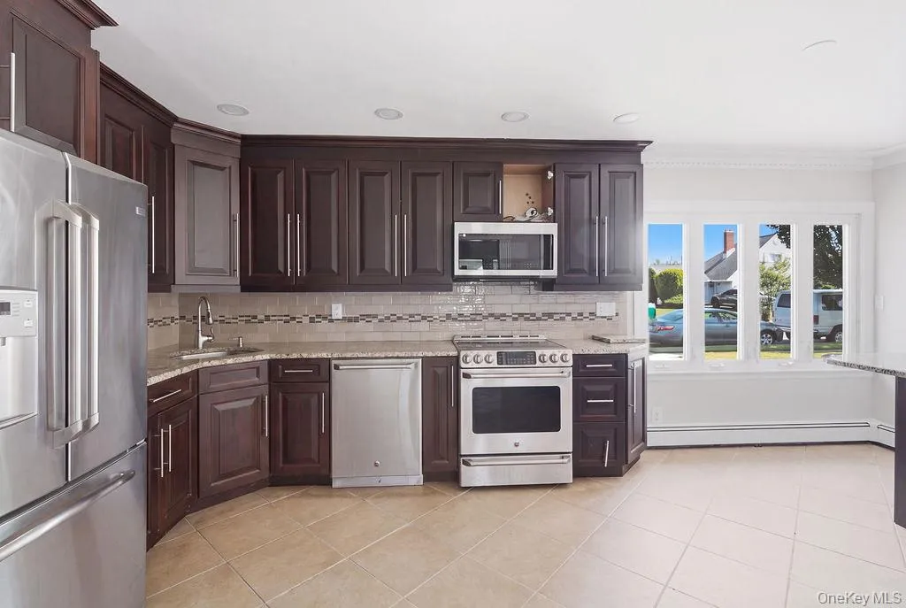 56 Summer Lane, Oyster Bay, NY, 4 Bedrooms Bedrooms, 7 Rooms Rooms,2 BathroomsBathrooms,Residential,For Rent,Summer,0,1031167 56 Summer Lane, Oyster Bay, NY, 4 Bedrooms Bedrooms, 7 Rooms Rooms,2 BathroomsBathrooms,Residential,For Rent,Summer,0,1031167