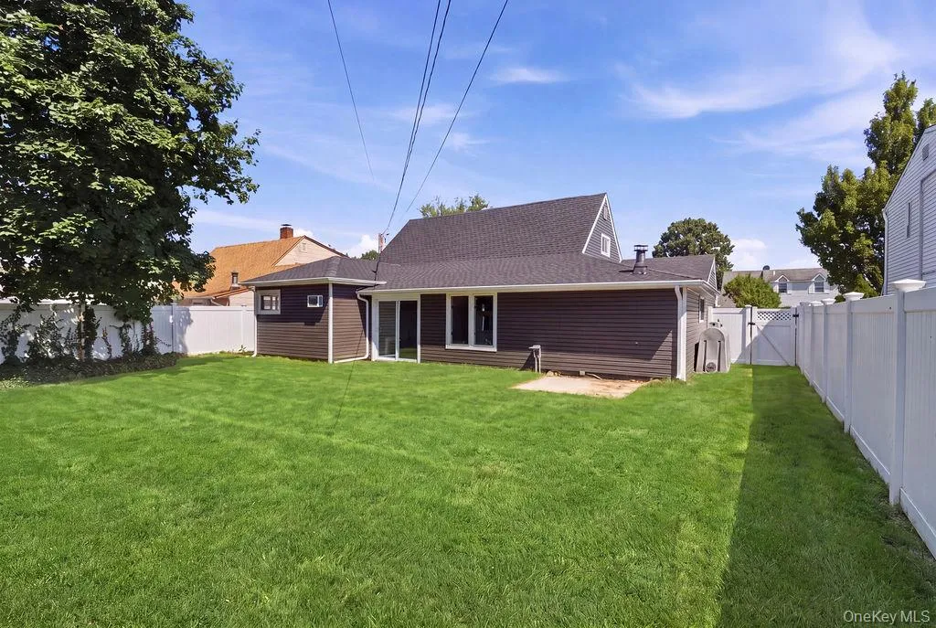 56 Summer Lane, Oyster Bay, NY, 4 Bedrooms Bedrooms, 7 Rooms Rooms,2 BathroomsBathrooms,Residential,For Rent,Summer,0,1031167 56 Summer Lane, Oyster Bay, NY, 4 Bedrooms Bedrooms, 7 Rooms Rooms,2 BathroomsBathrooms,Residential,For Rent,Summer,0,1031167