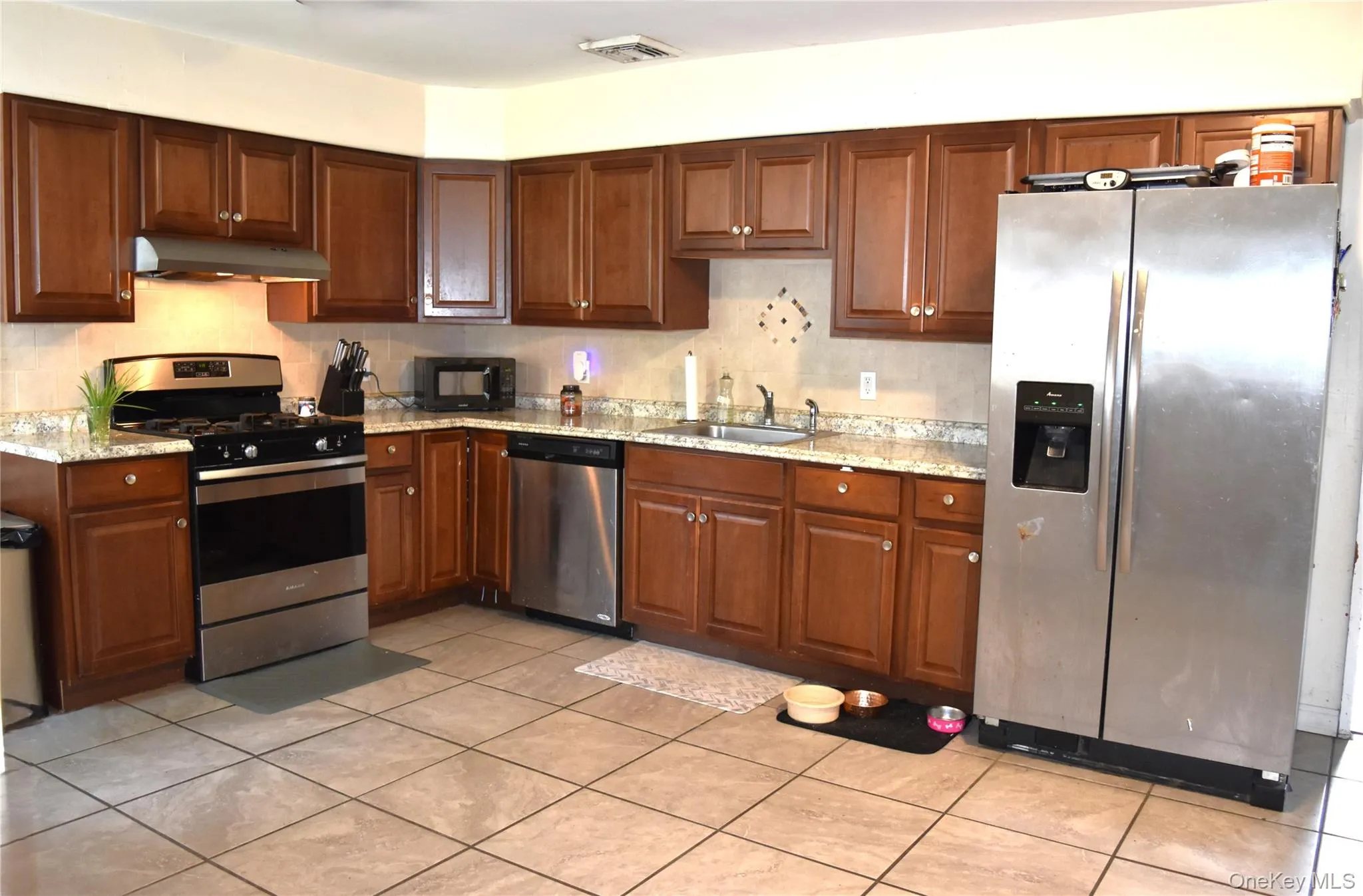 14 Perry Road, Cornwall, NY, 3 Bedrooms Bedrooms, 6 Rooms Rooms,2 BathroomsBathrooms,Residential,For Rent,Perry,0,1031168 14 Perry Road, Cornwall, NY, 3 Bedrooms Bedrooms, 6 Rooms Rooms,2 BathroomsBathrooms,Residential,For Rent,Perry,0,1031168